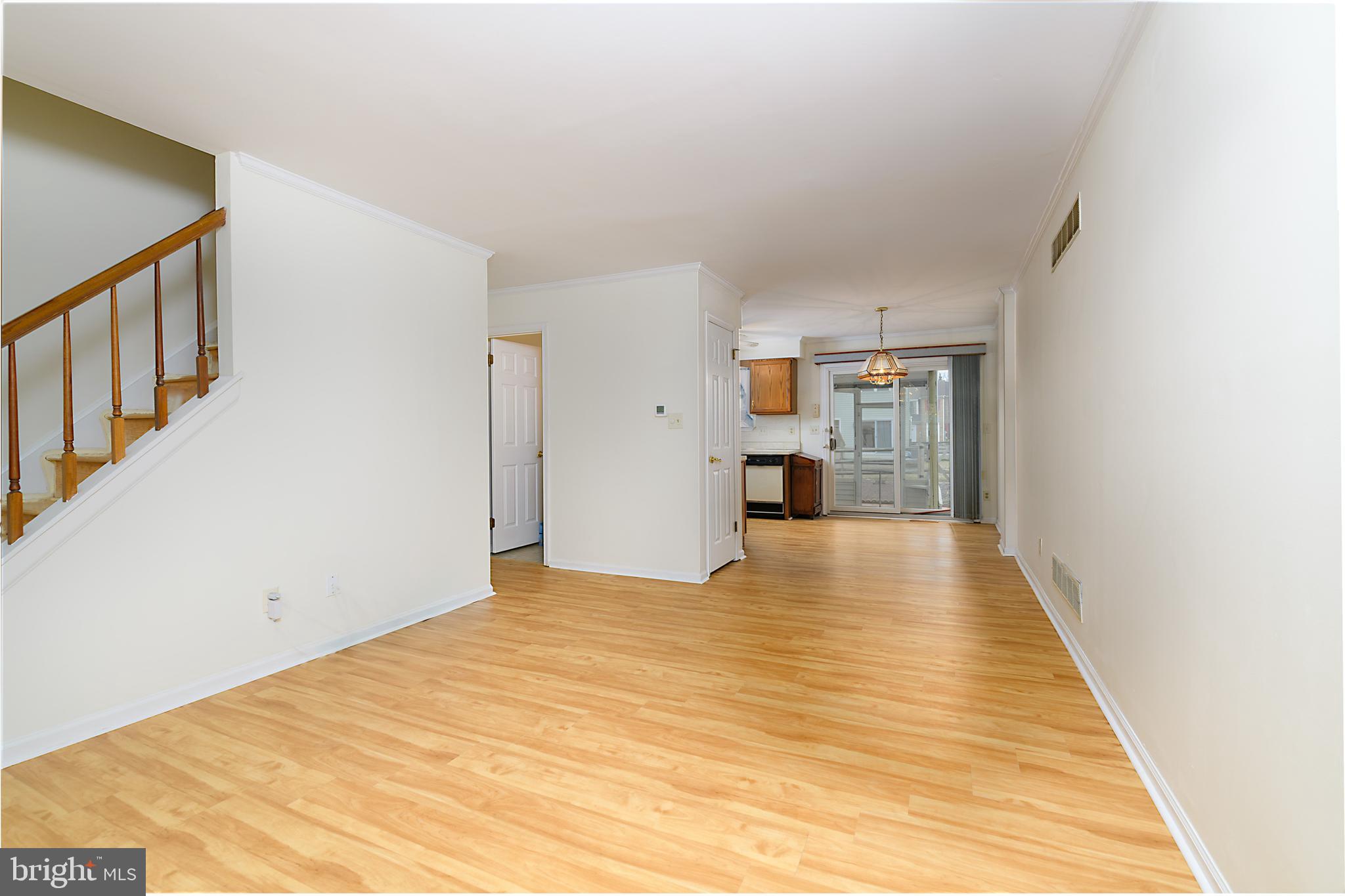 520 SPARROW COURT