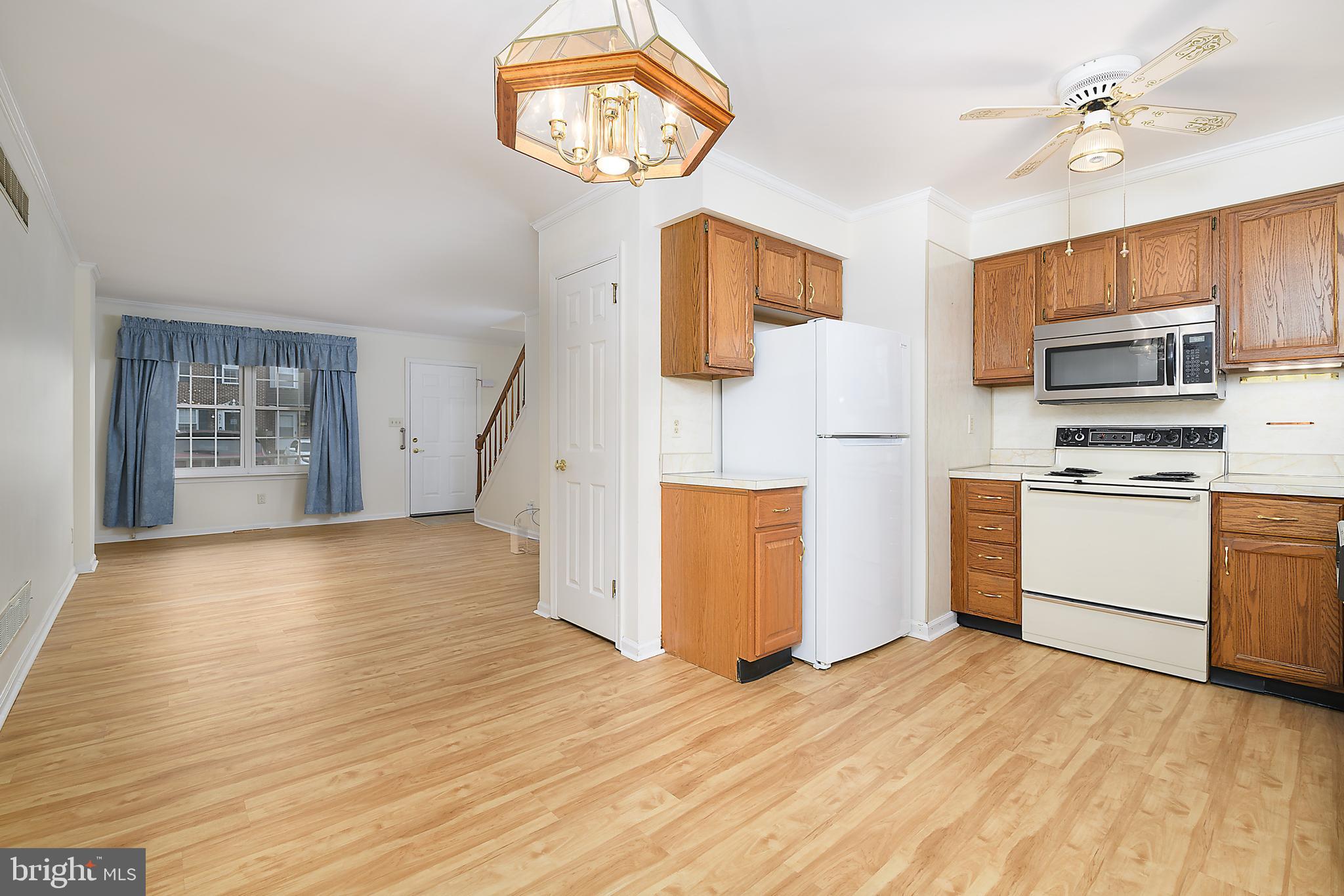520 SPARROW COURT