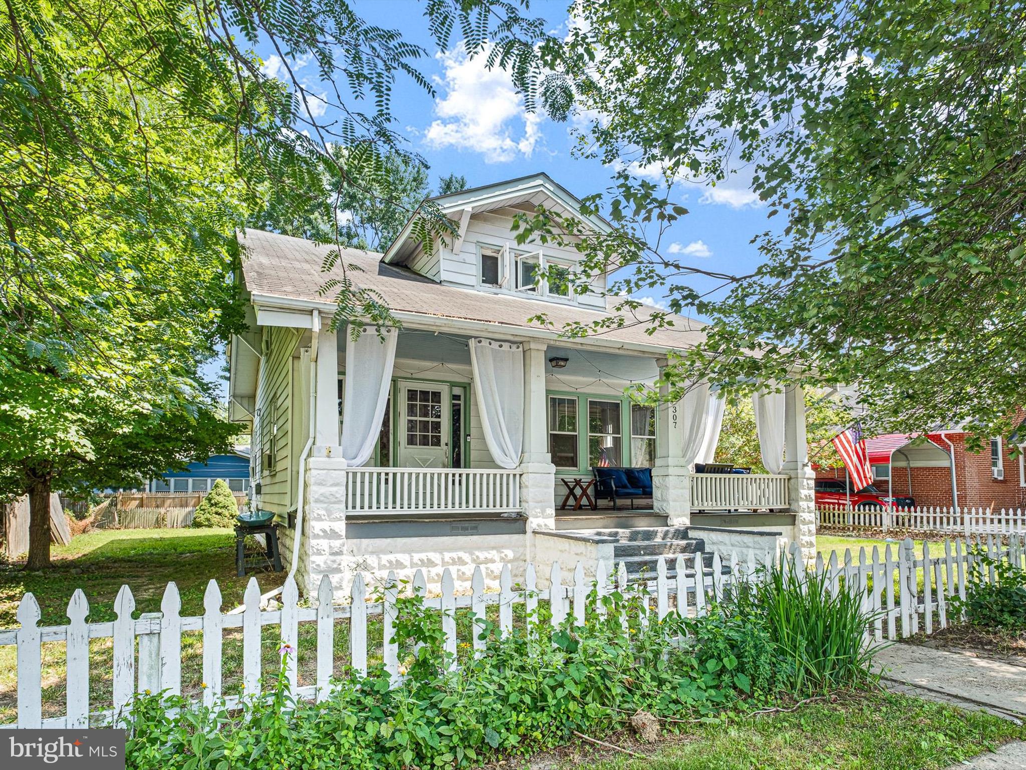 307 CLINTON STREET