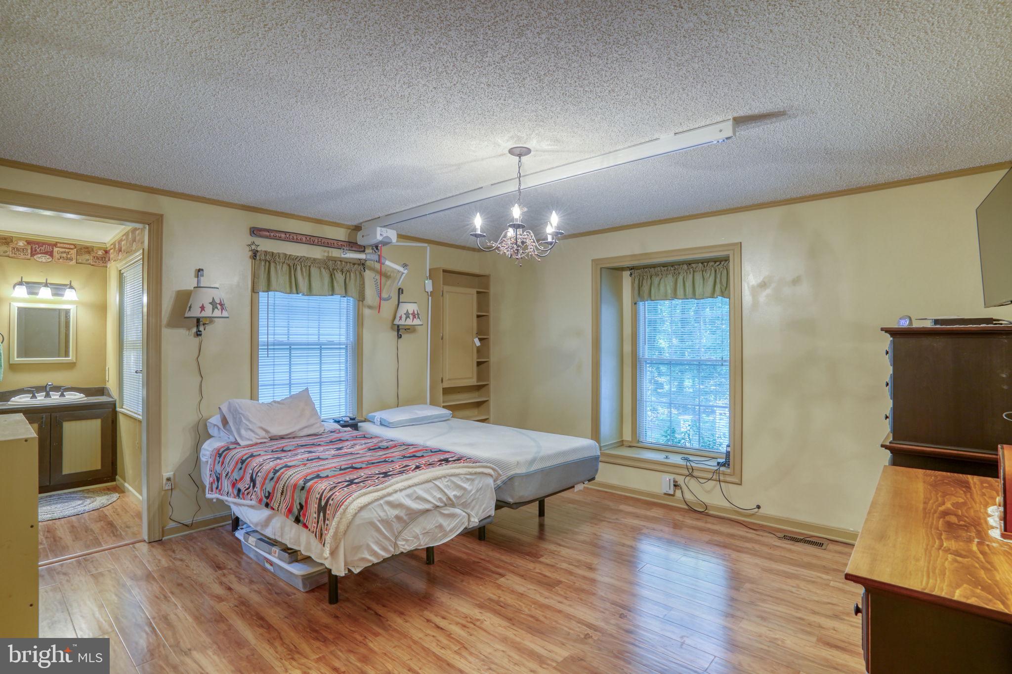 1332 ALLEY MILL ROAD