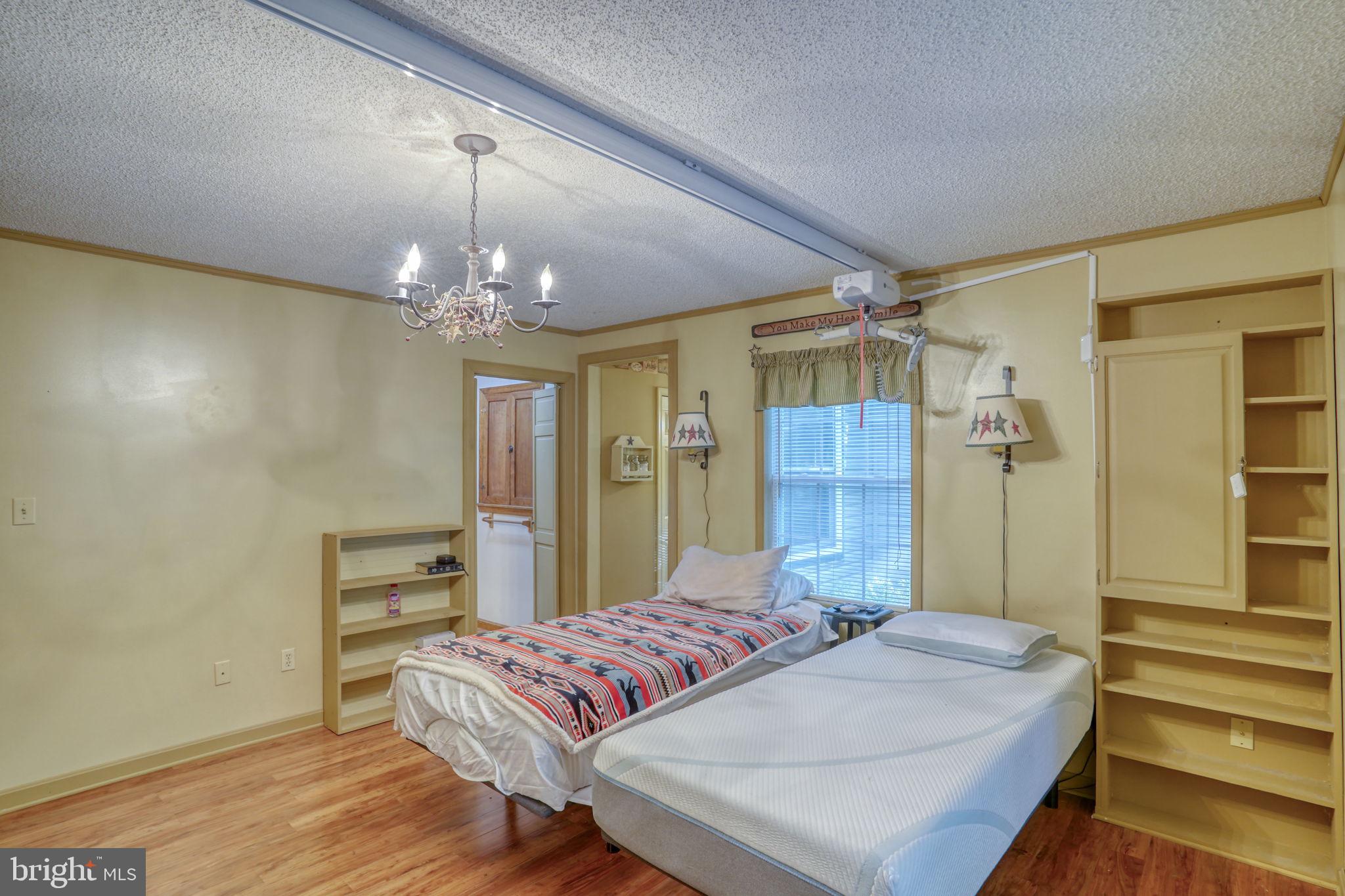 1332 ALLEY MILL ROAD