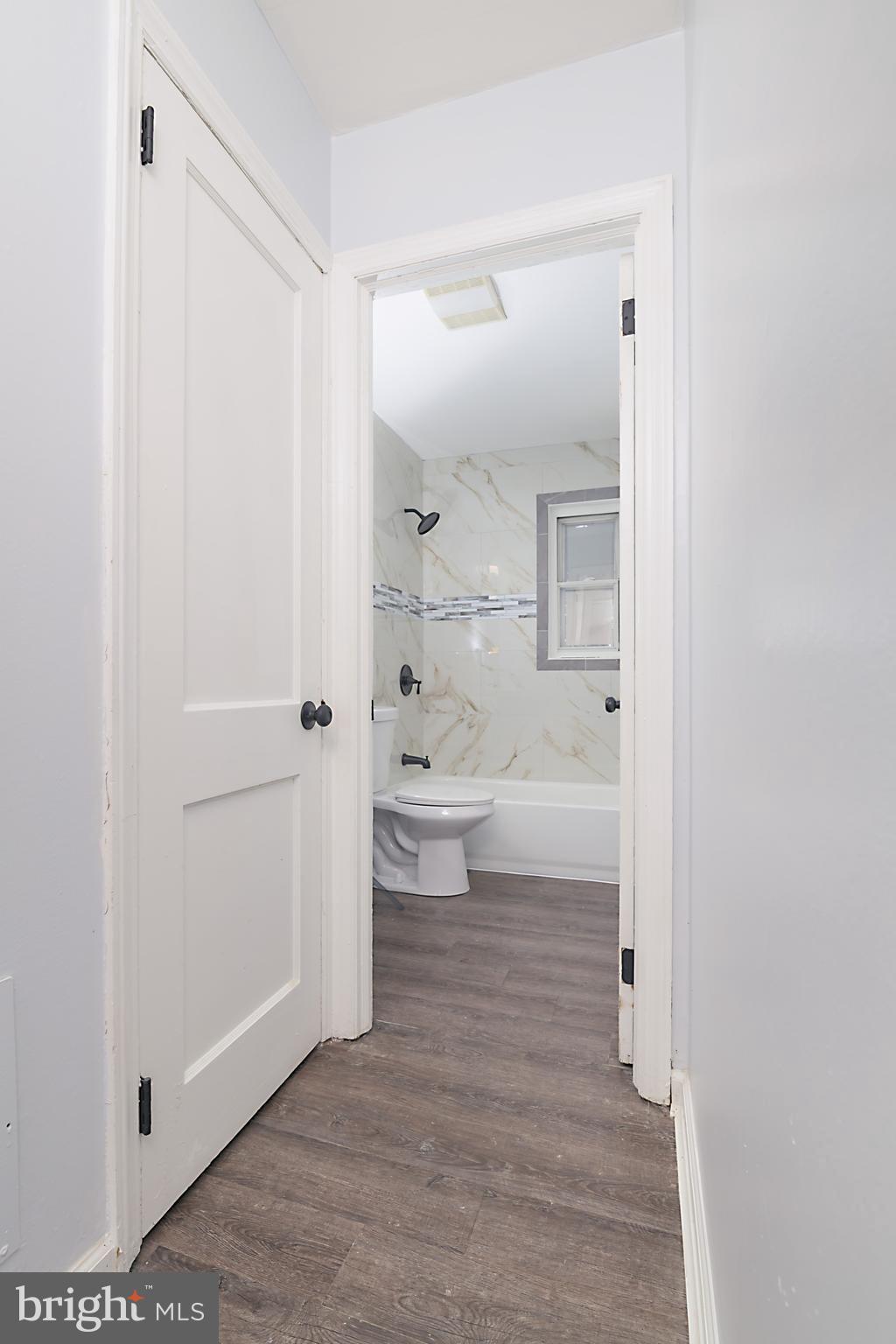212 LAMBSON LANE