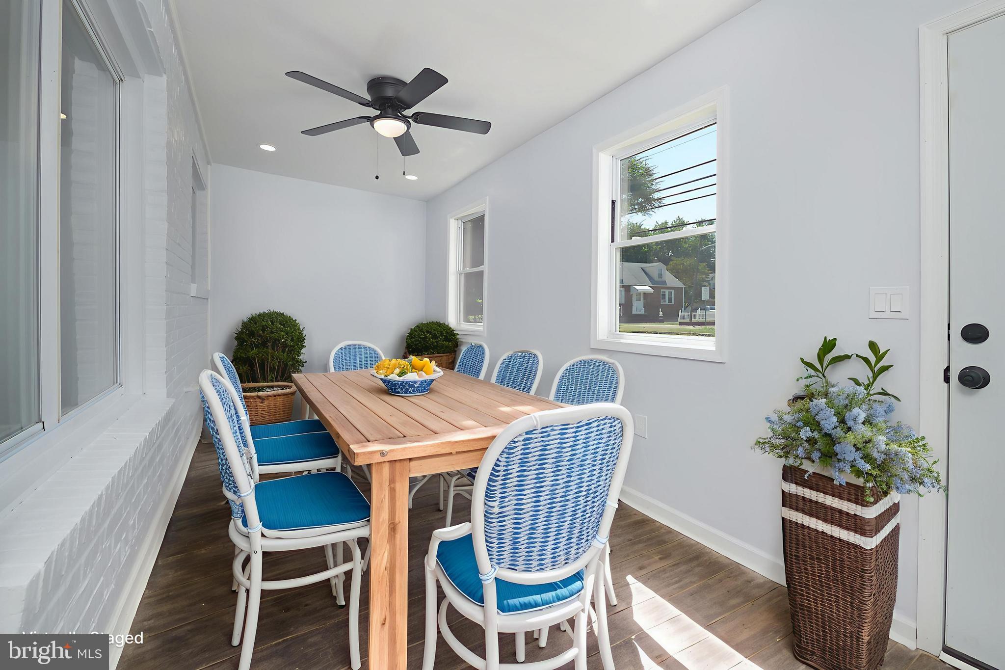 212 LAMBSON LANE