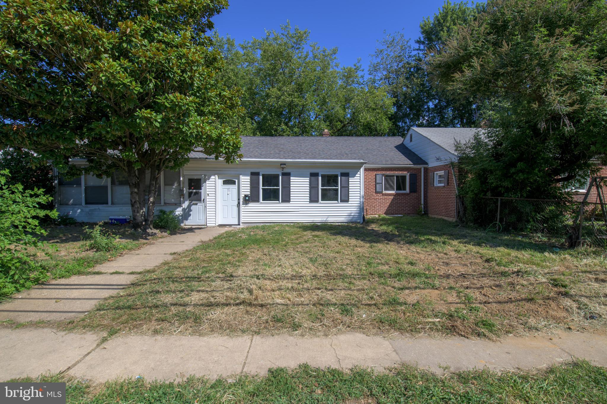 212 LAMBSON LANE