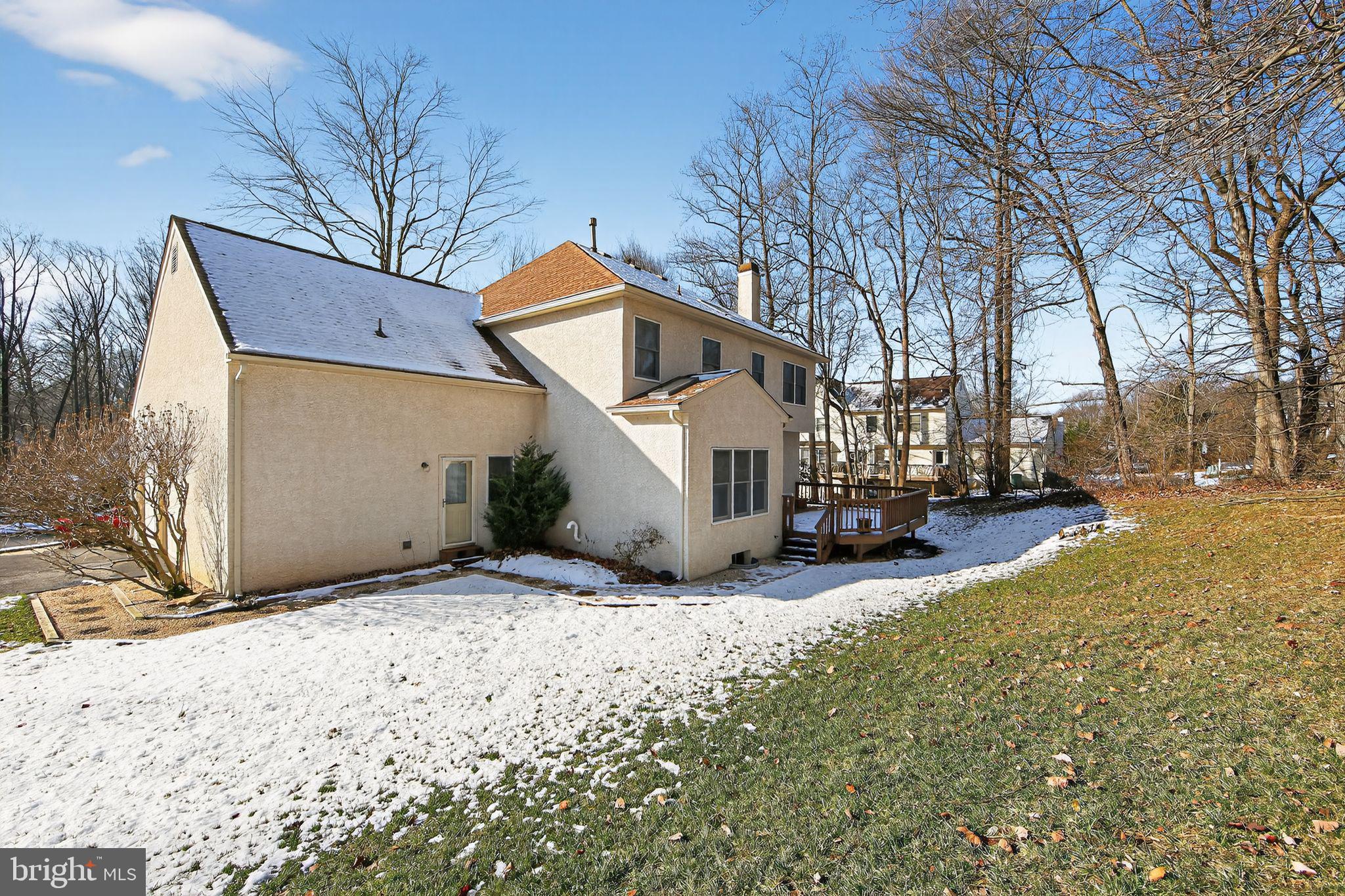 221 CULLEN WAY