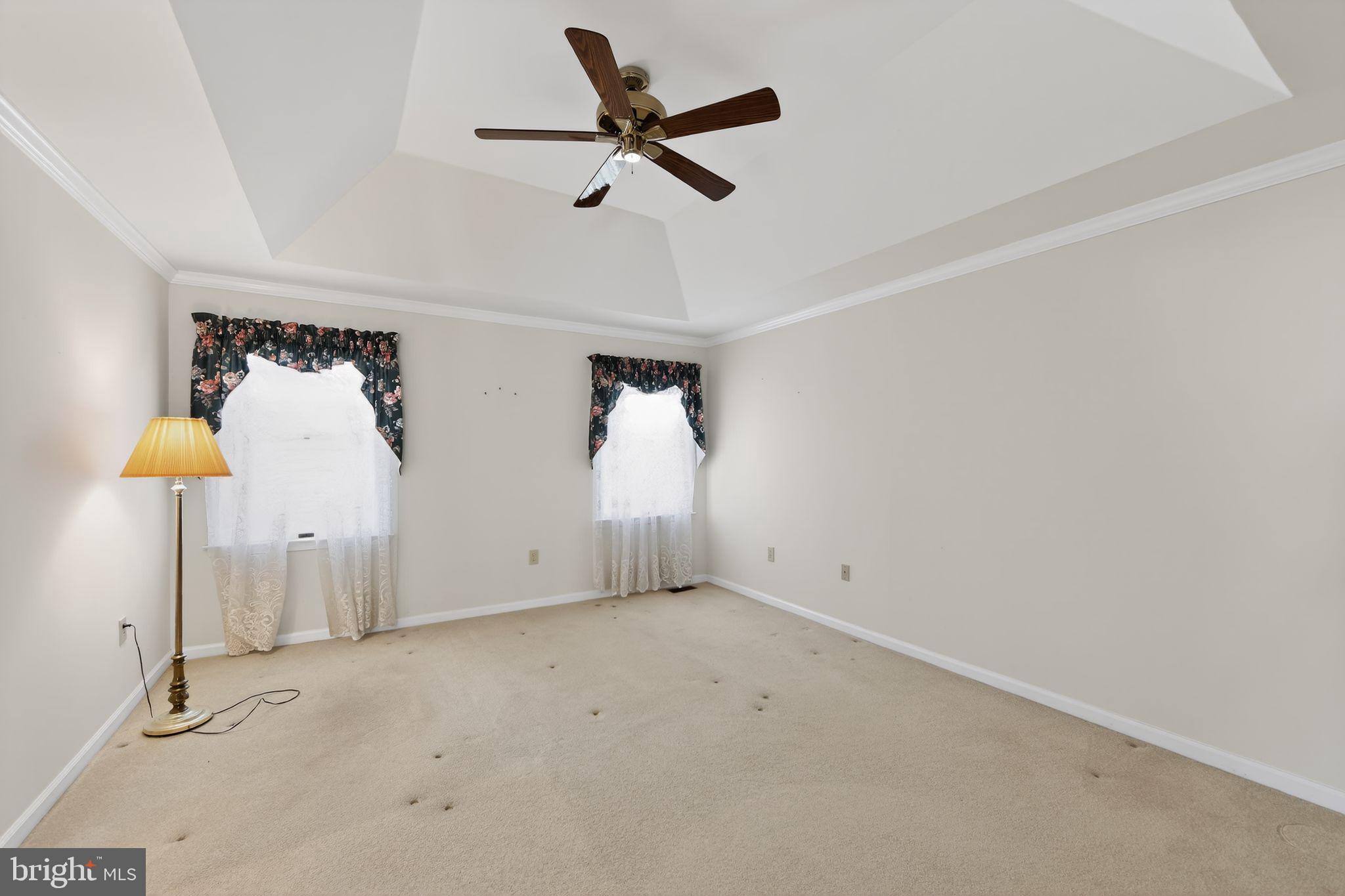 221 CULLEN WAY
