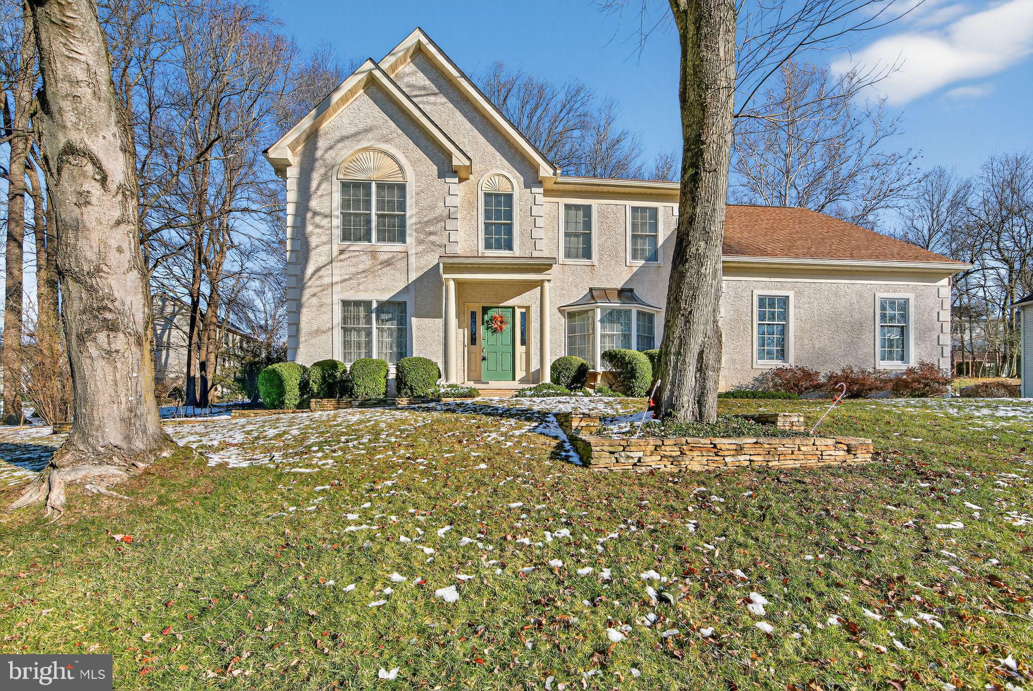 221 CULLEN WAY