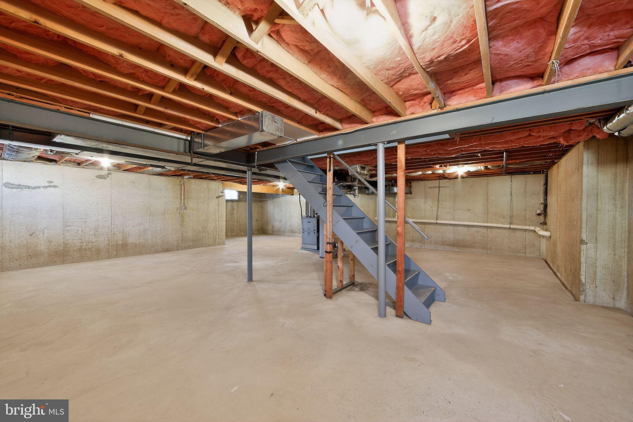 221 CULLEN WAY