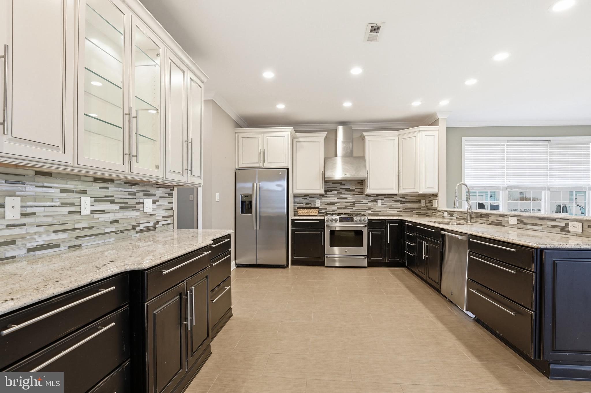308 ELLENWOOD DRIVE