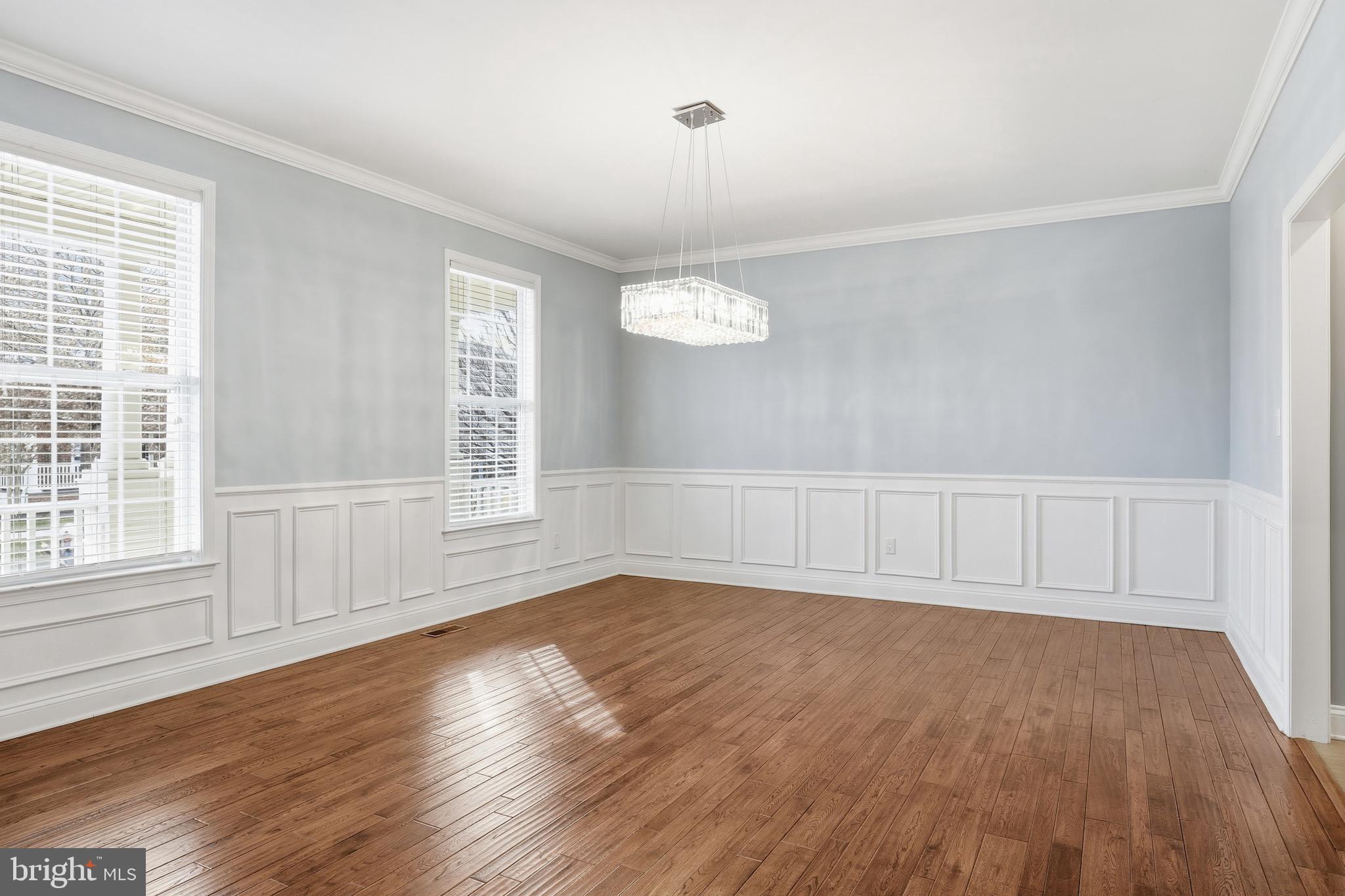 308 ELLENWOOD DRIVE