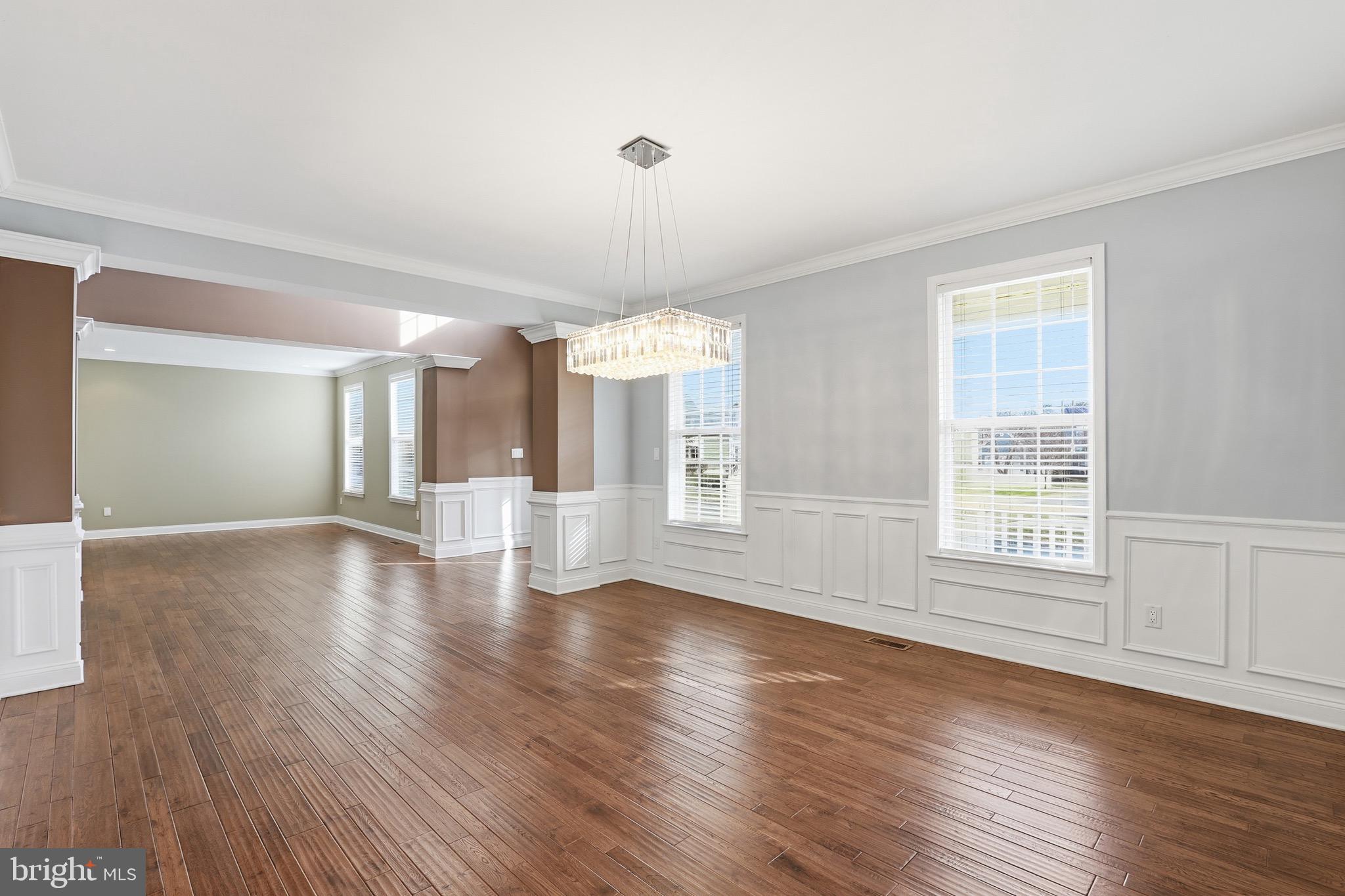 308 ELLENWOOD DRIVE