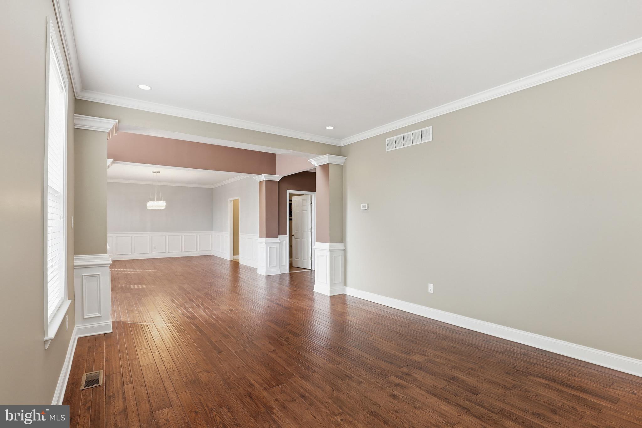 308 ELLENWOOD DRIVE
