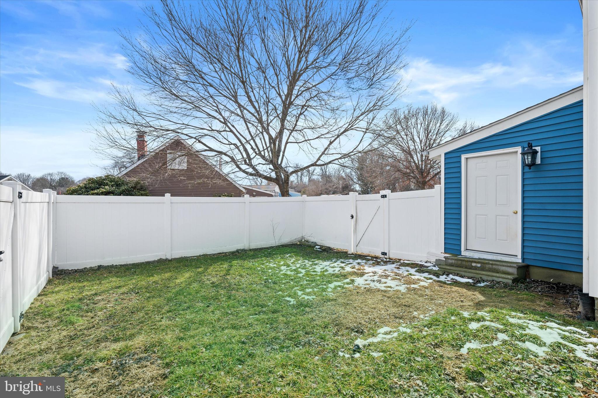 1 PEBBLE PLACE