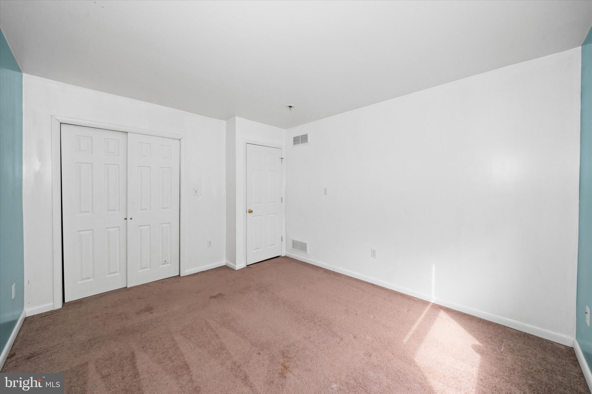 1 PEBBLE PLACE