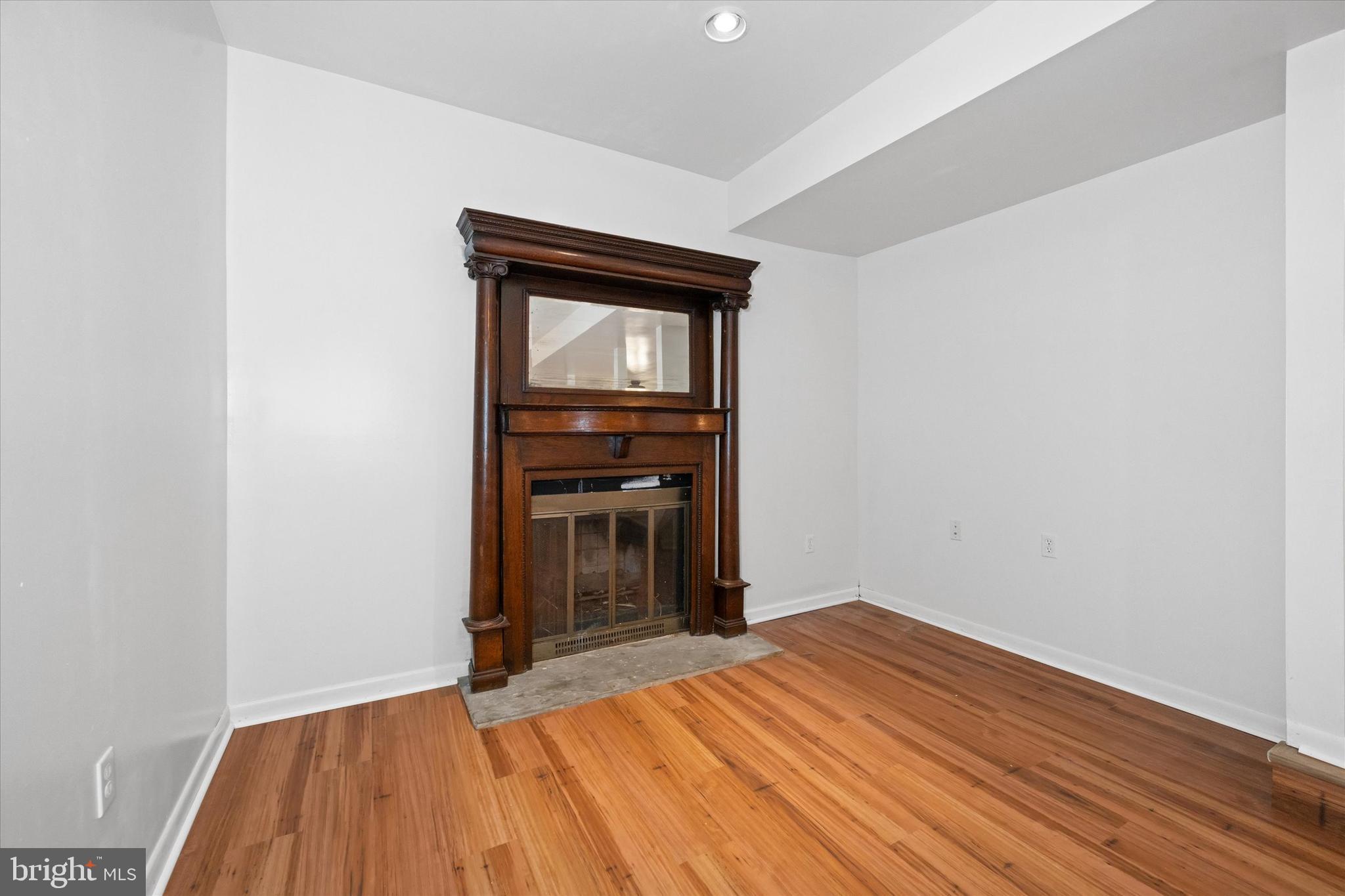 1 PEBBLE PLACE