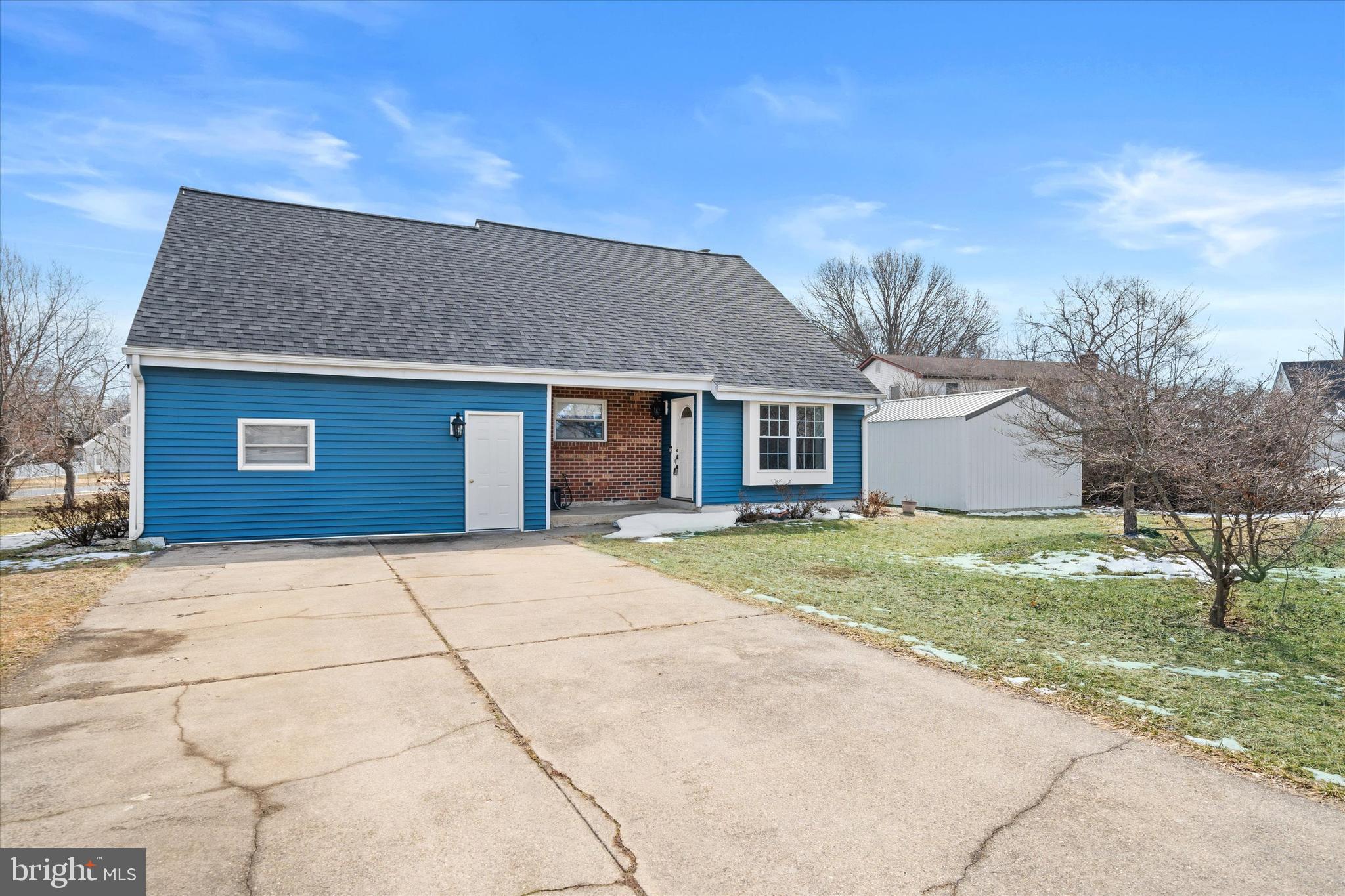 1 PEBBLE PLACE
