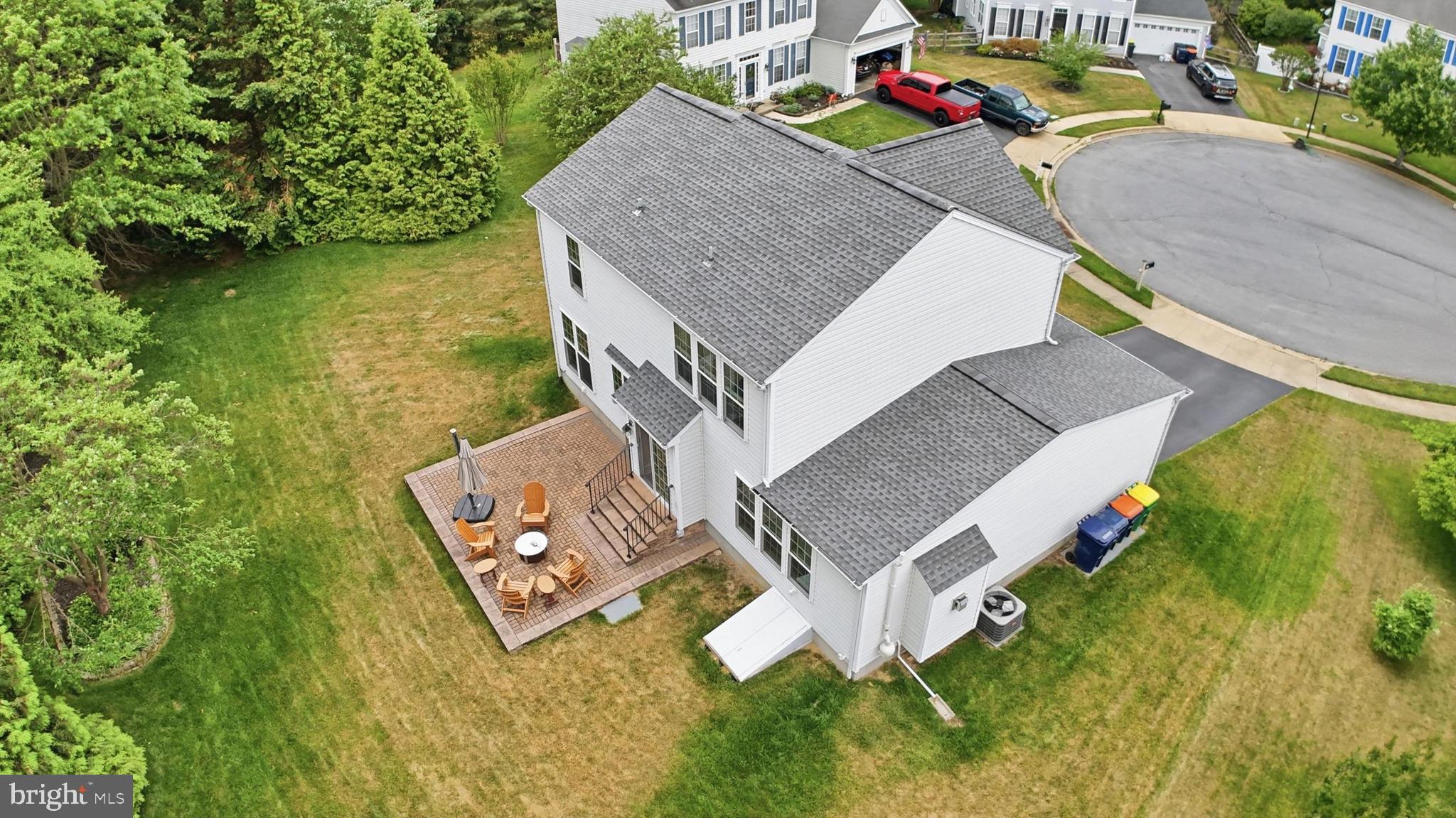 27 E MINGLEWOOD DRIVE