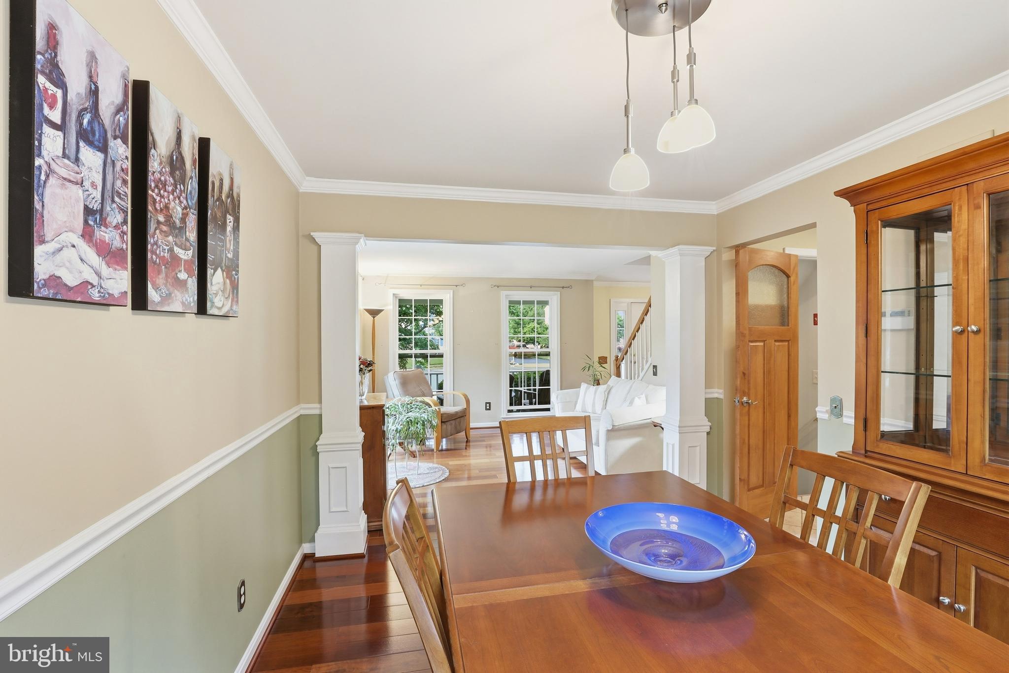 27 E MINGLEWOOD DRIVE