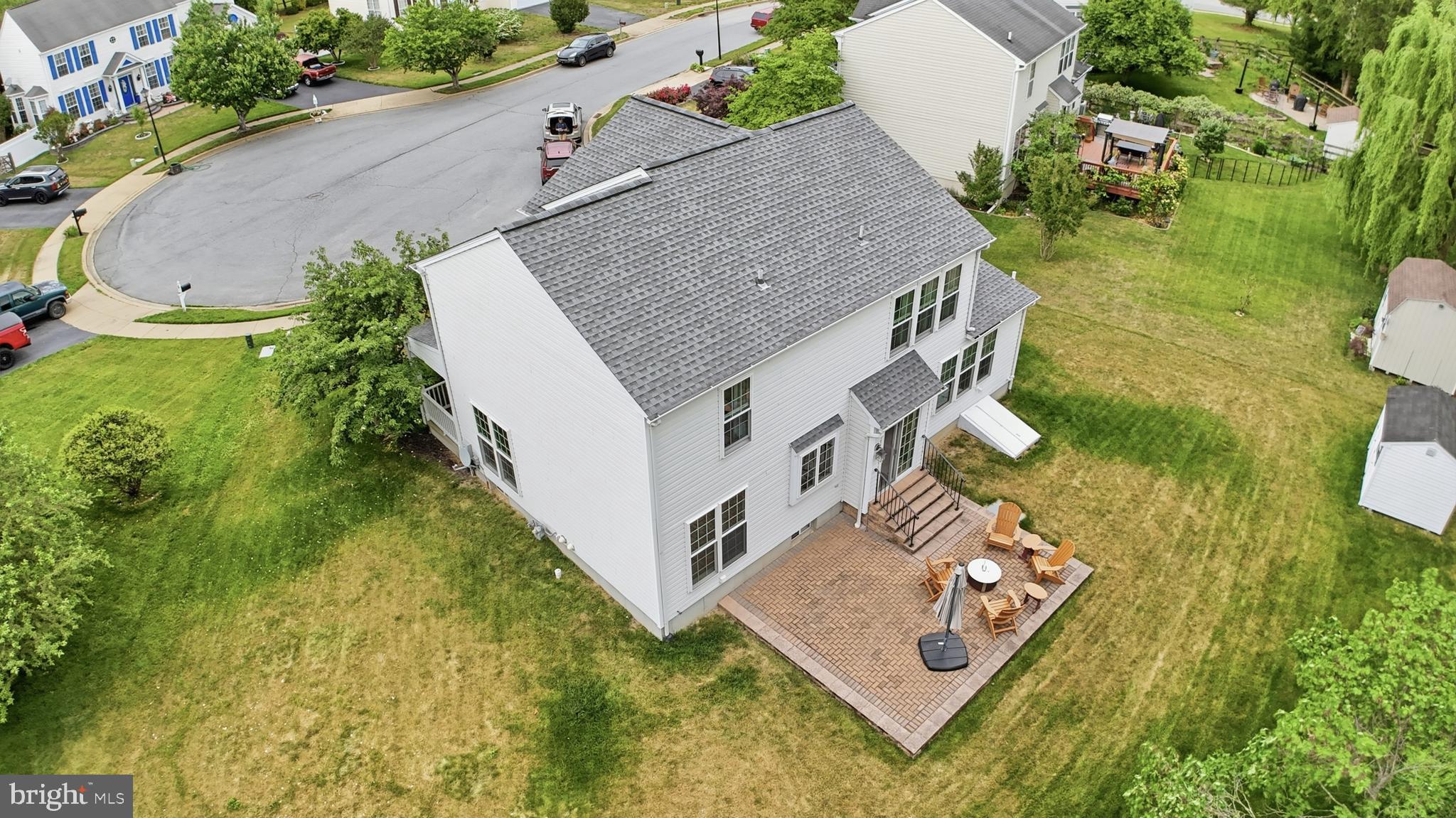 27 E MINGLEWOOD DRIVE