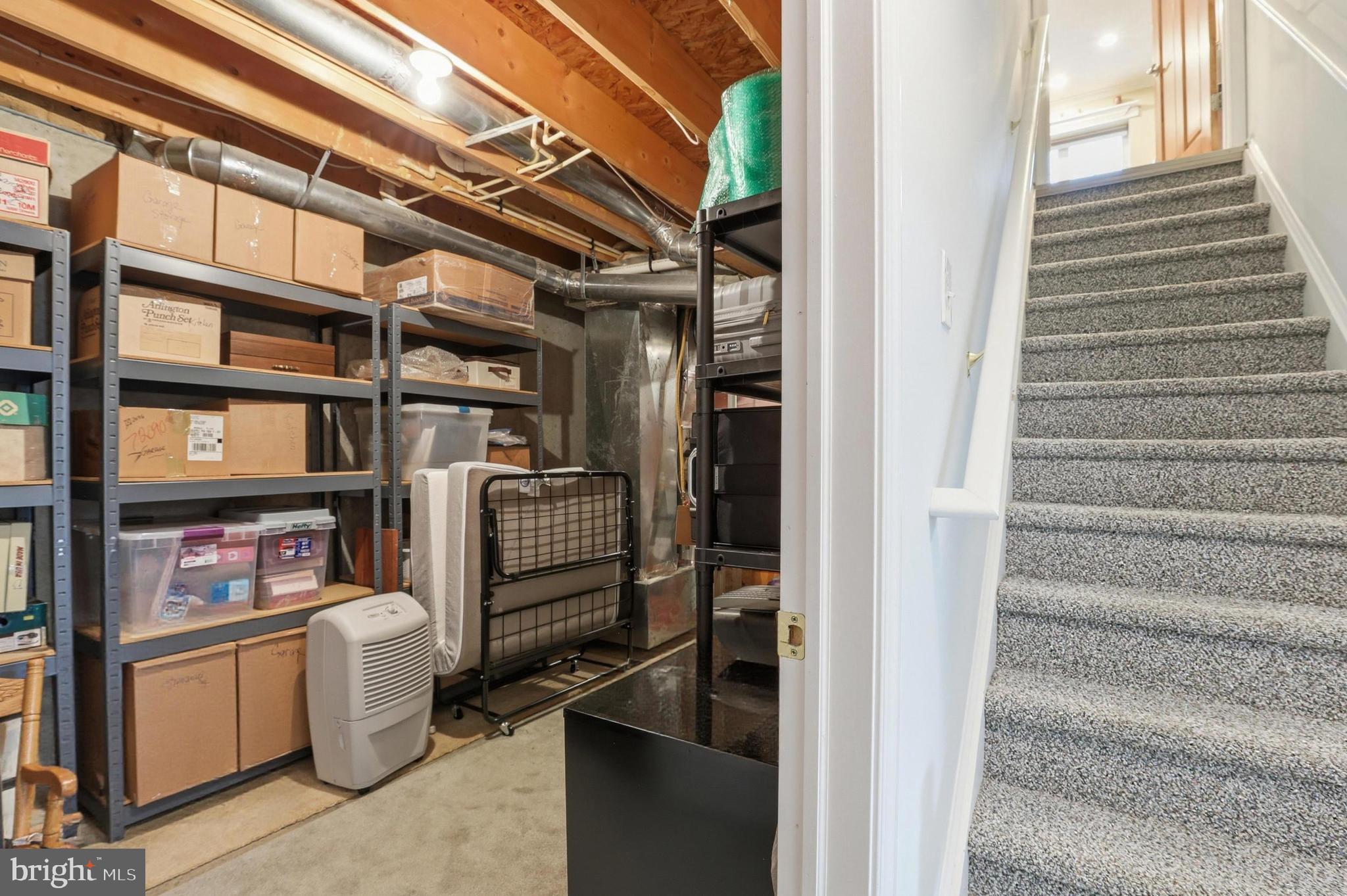 27 E MINGLEWOOD DRIVE