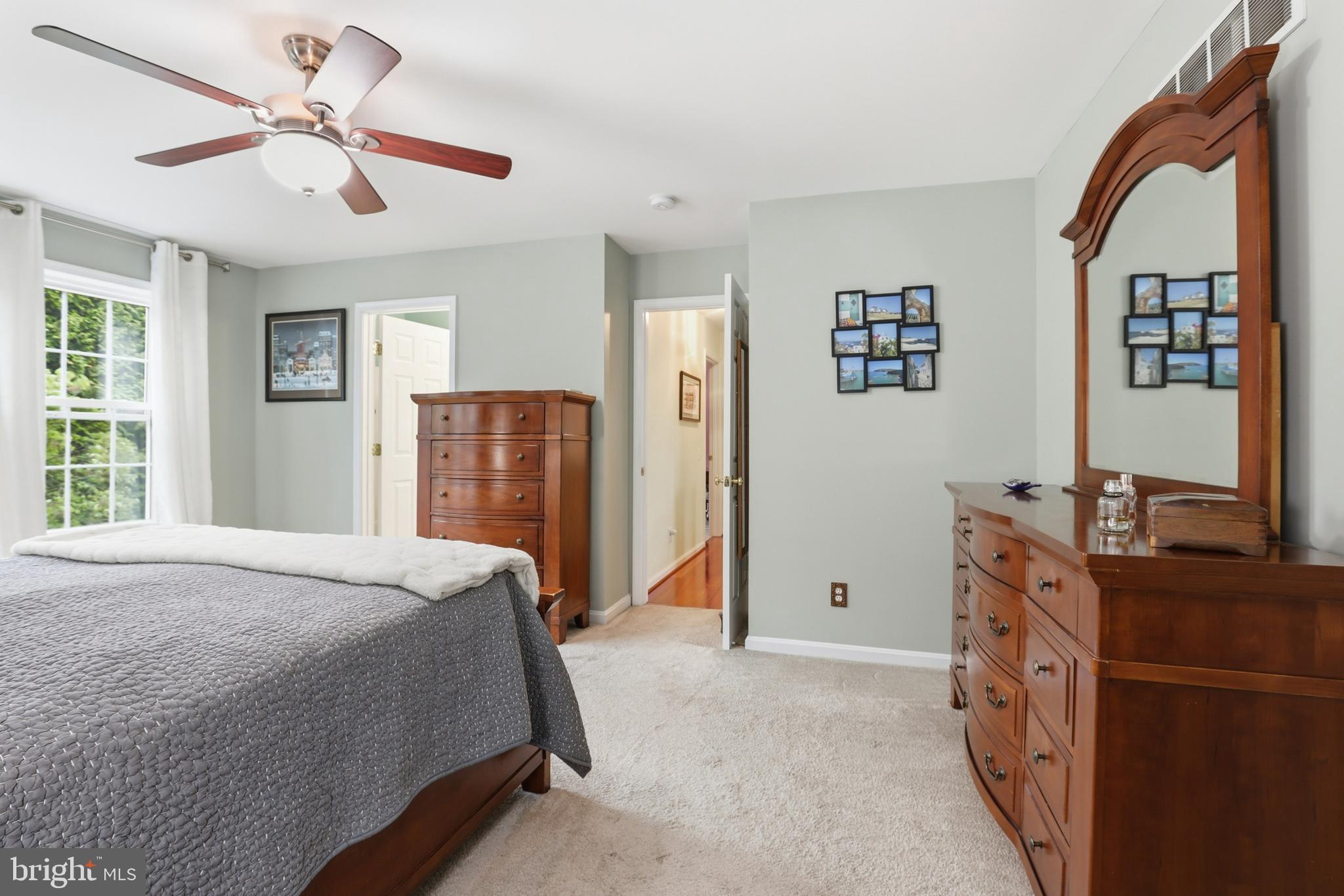 27 E MINGLEWOOD DRIVE