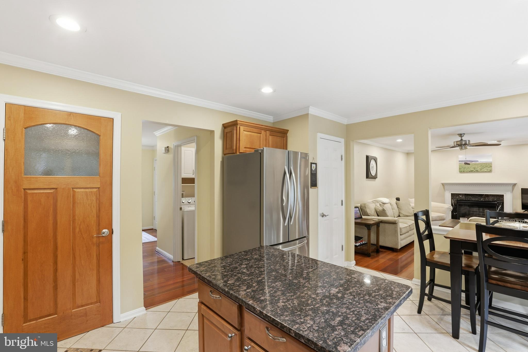 27 E MINGLEWOOD DRIVE