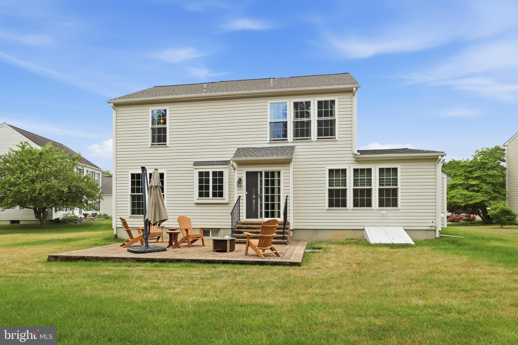 27 E MINGLEWOOD DRIVE