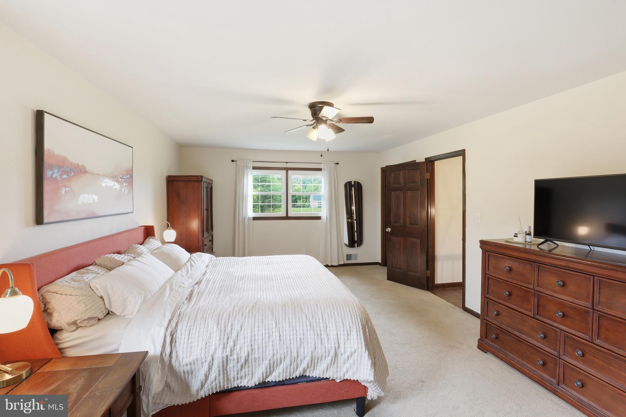 1853 VANDYKE GREENSPRING ROAD