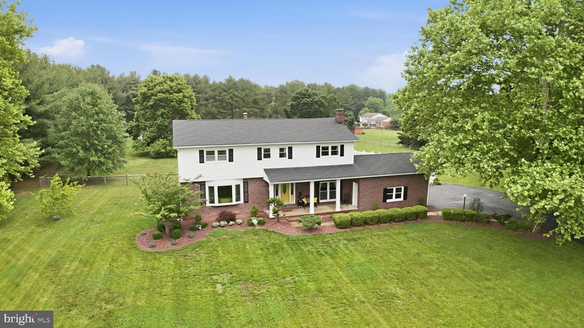 1853 VANDYKE GREENSPRING ROAD
