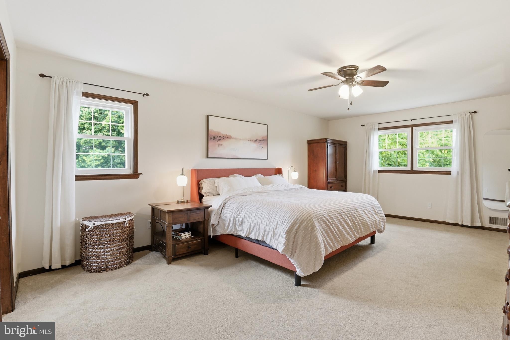 1853 VANDYKE GREENSPRING ROAD