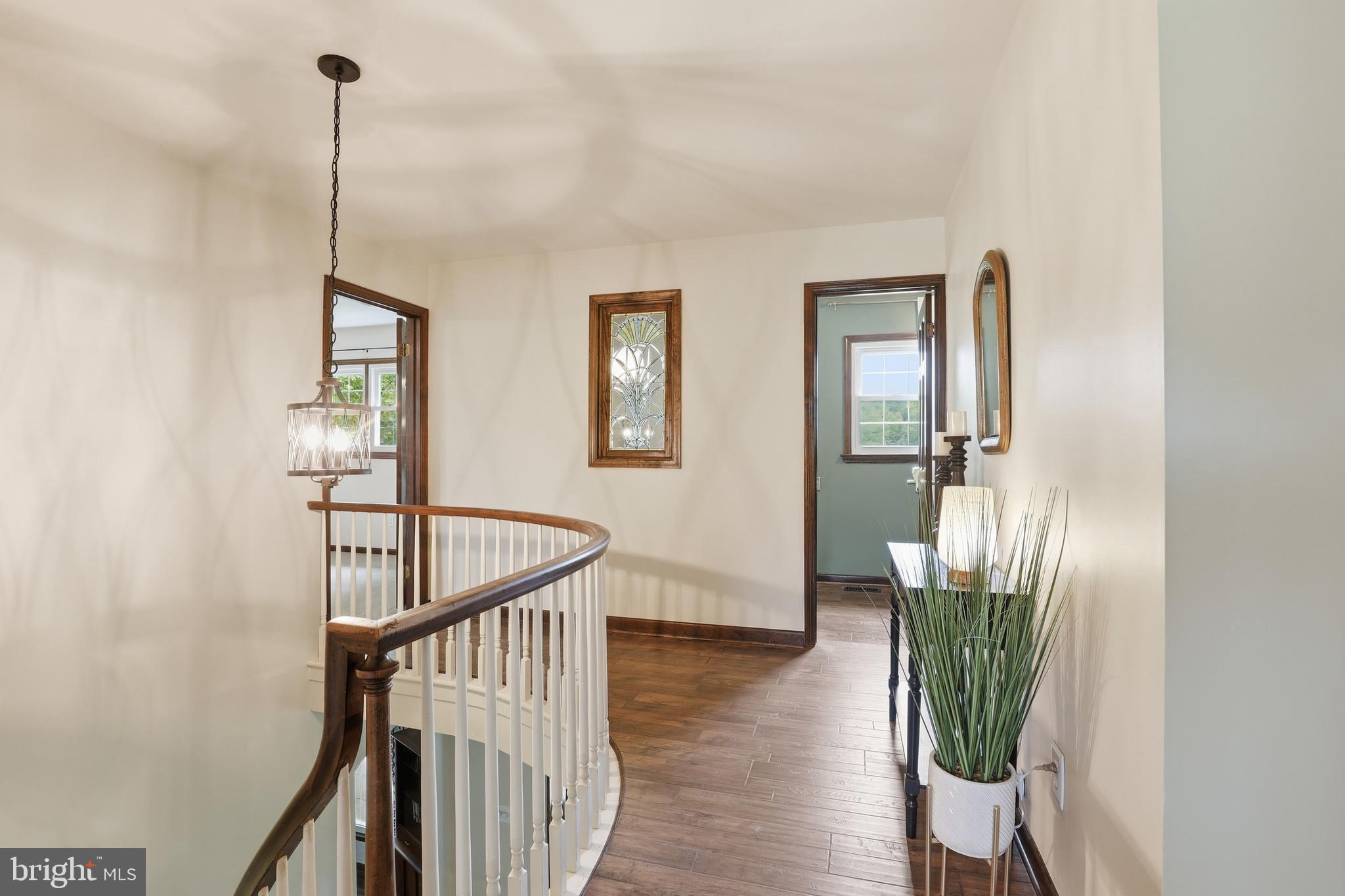 1853 VANDYKE GREENSPRING ROAD