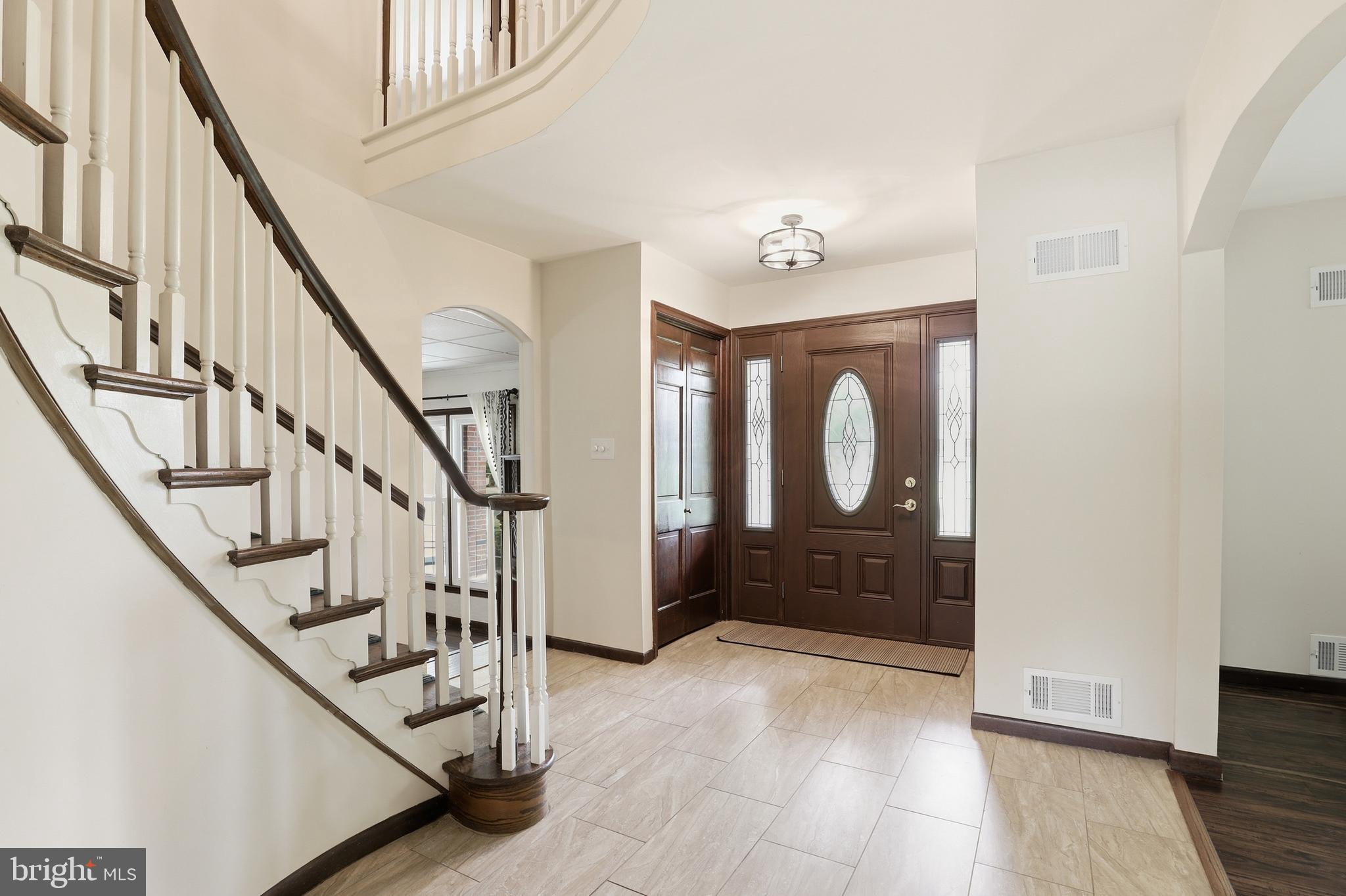 1853 VANDYKE GREENSPRING ROAD