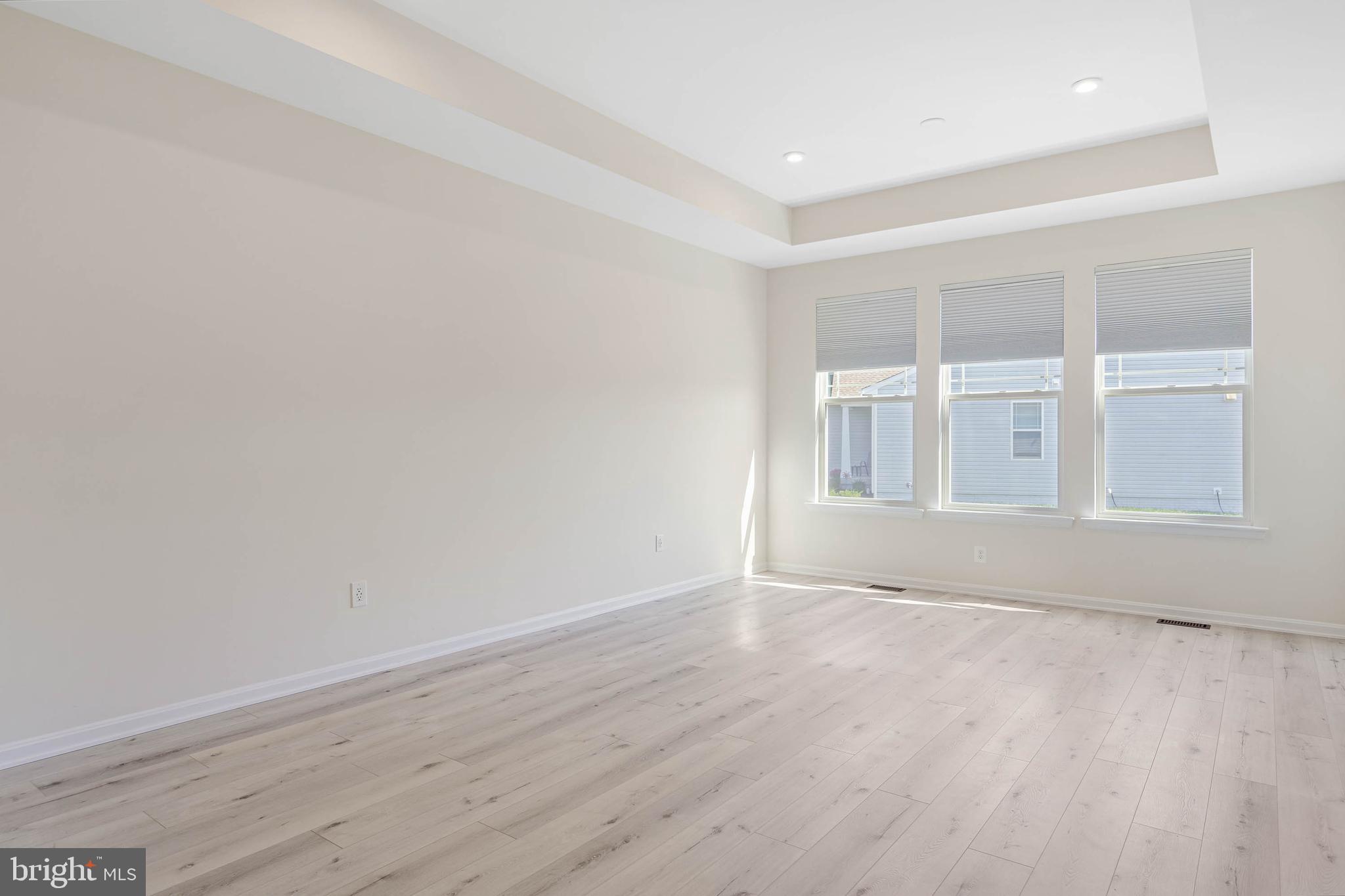 20202 GREYTHORNE LANE