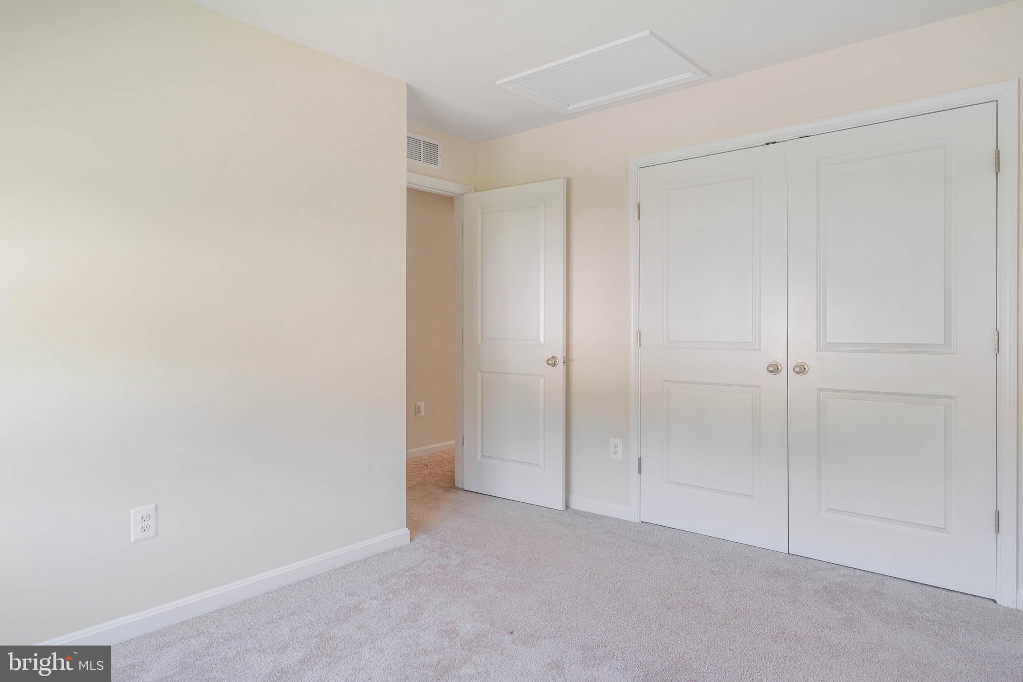 20202 GREYTHORNE LANE