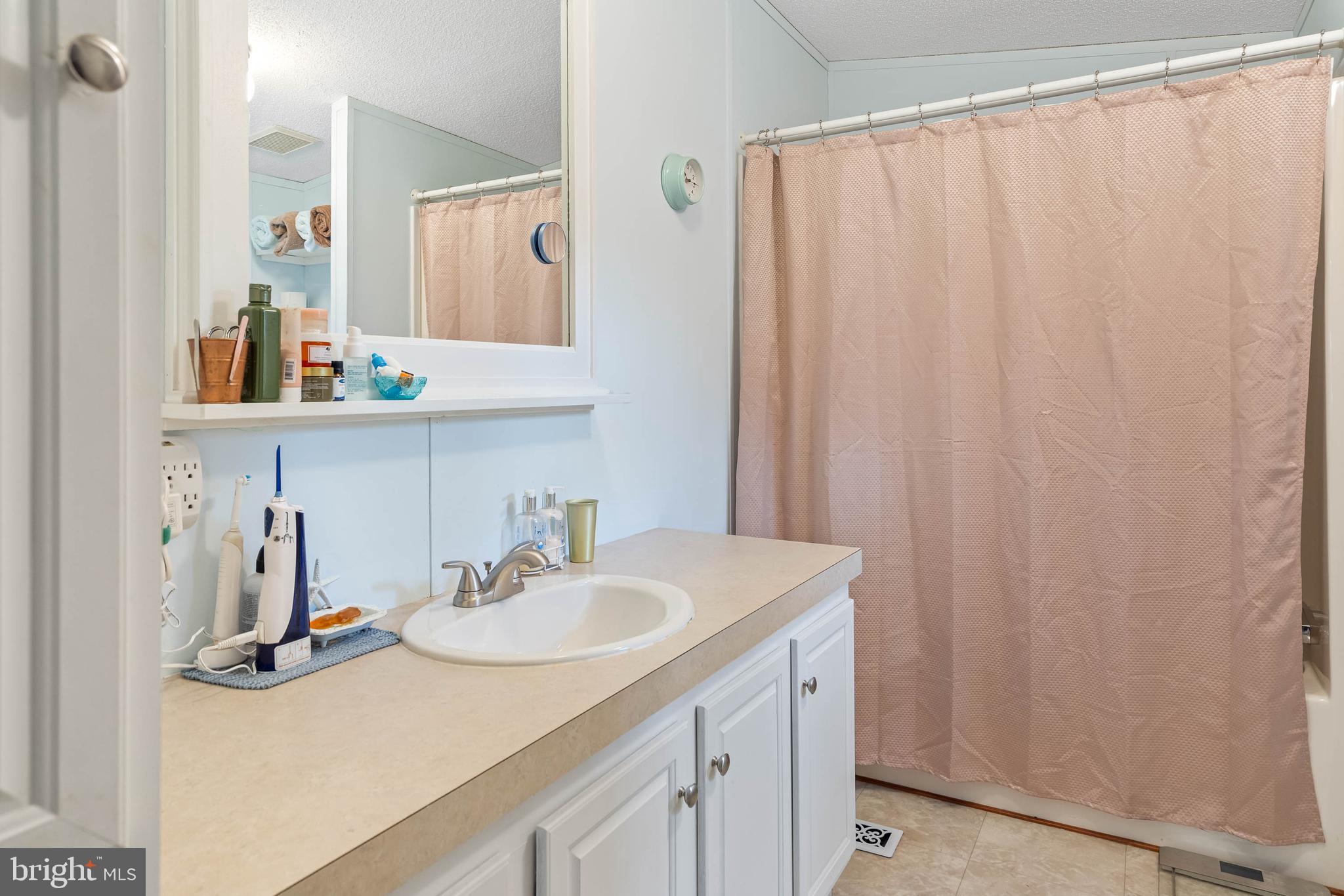 26586 BARN LANE 51063