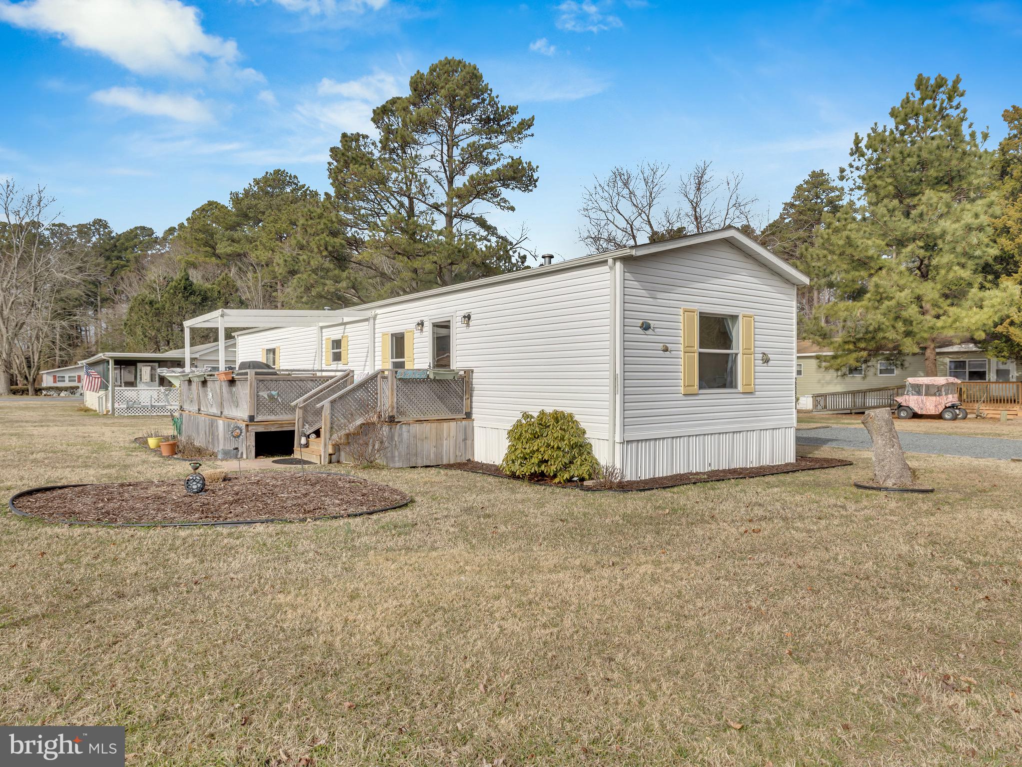 26930 WHITE HOUSE 53947