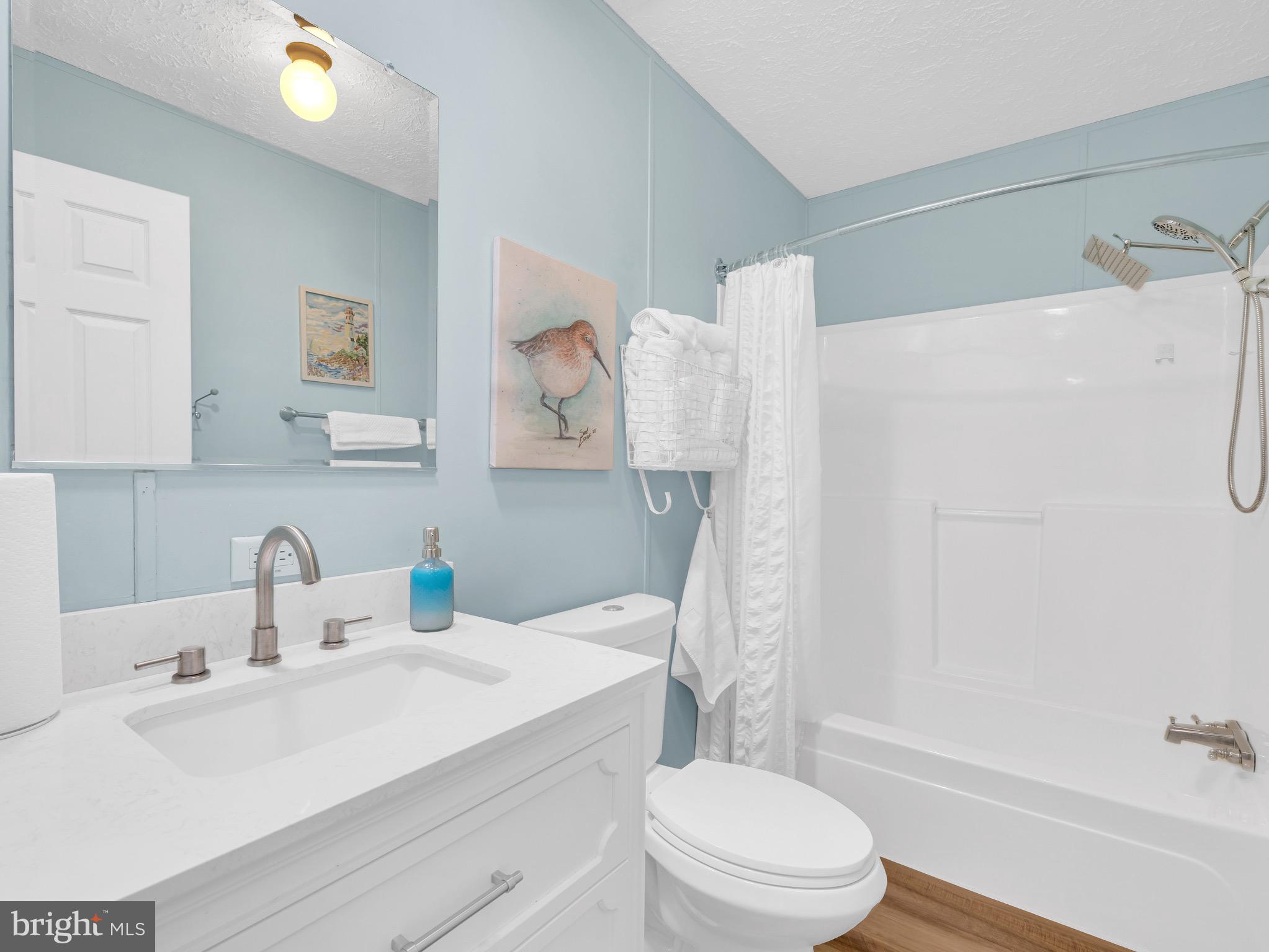 26930 WHITE HOUSE 53947
