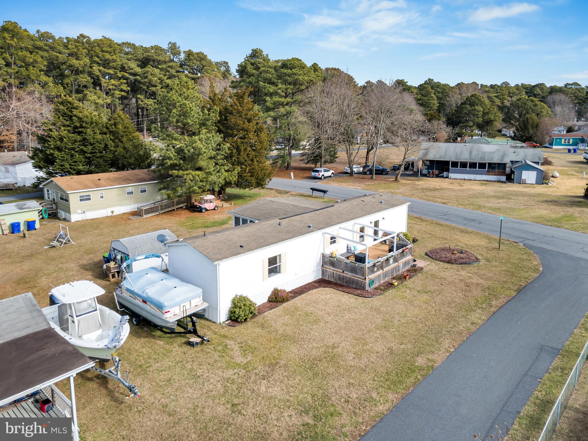 26930 WHITE HOUSE 53947