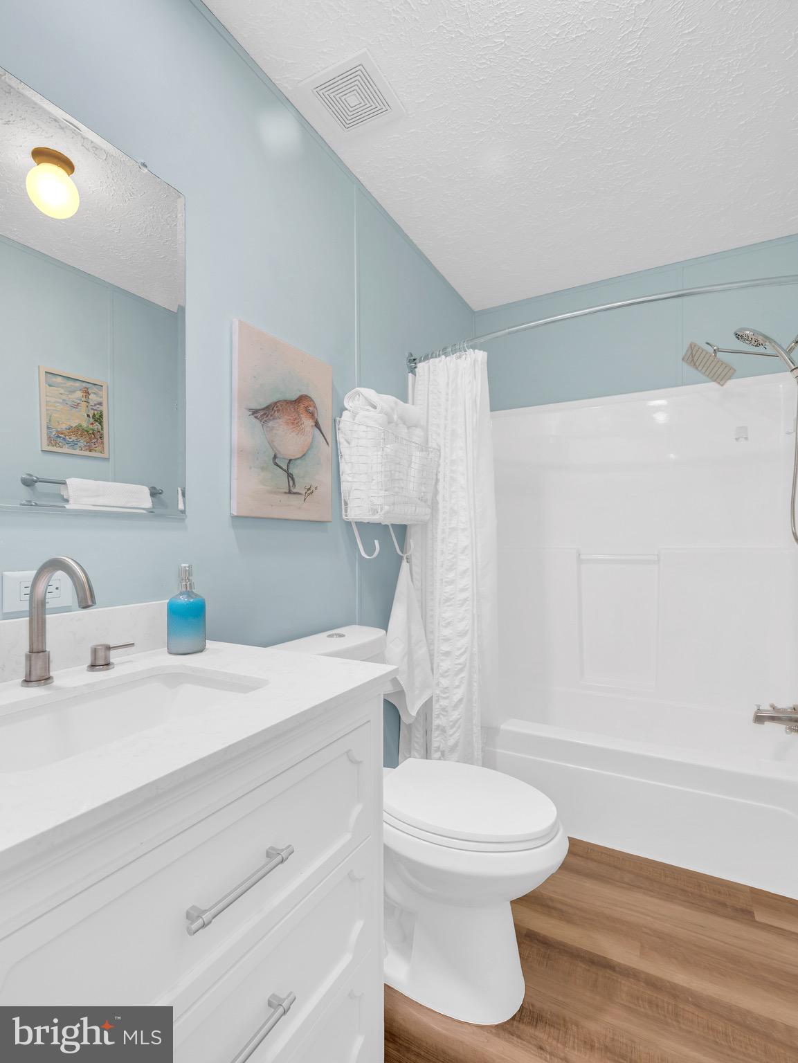 26930 WHITE HOUSE 53947