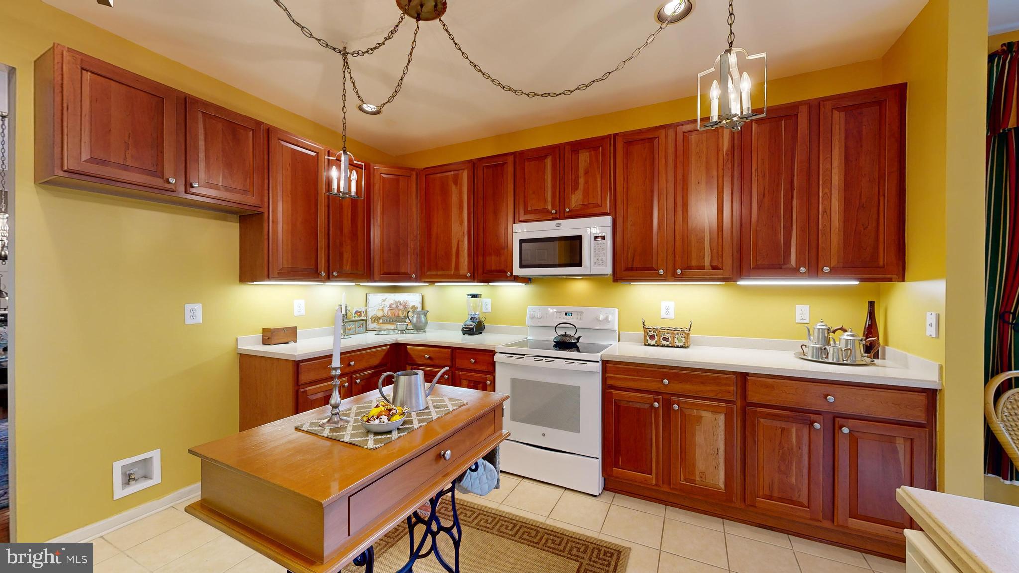 3 SCONSET COURT