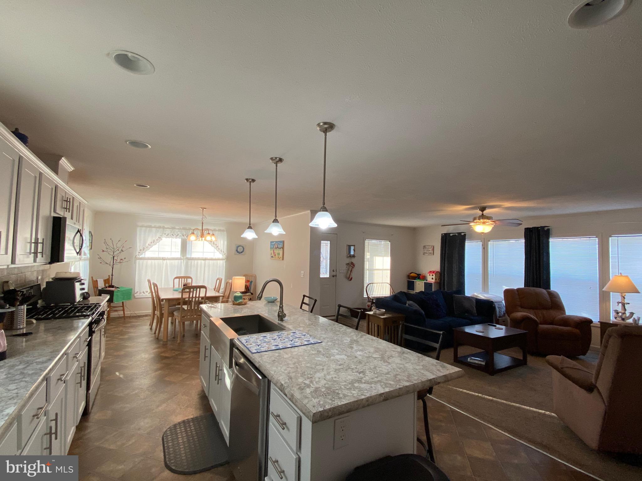22 BRISTOL WAY 55821