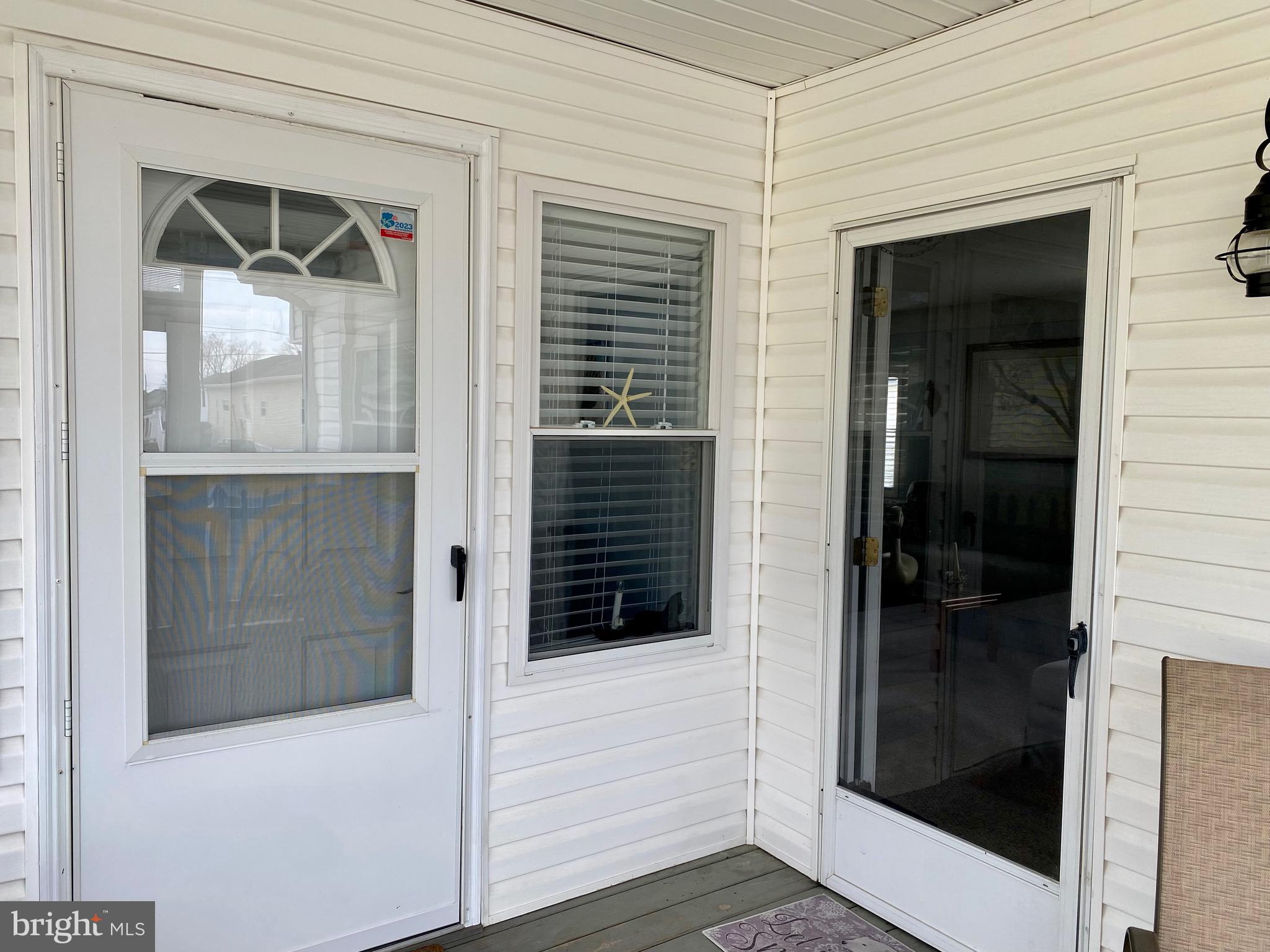 21787 D ST 13592