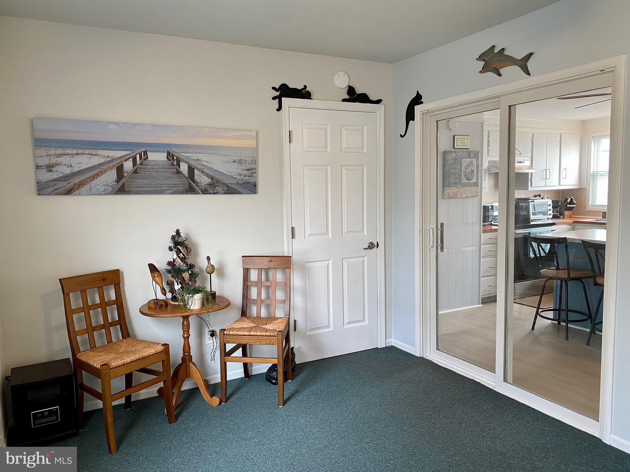 21787 D ST 13592