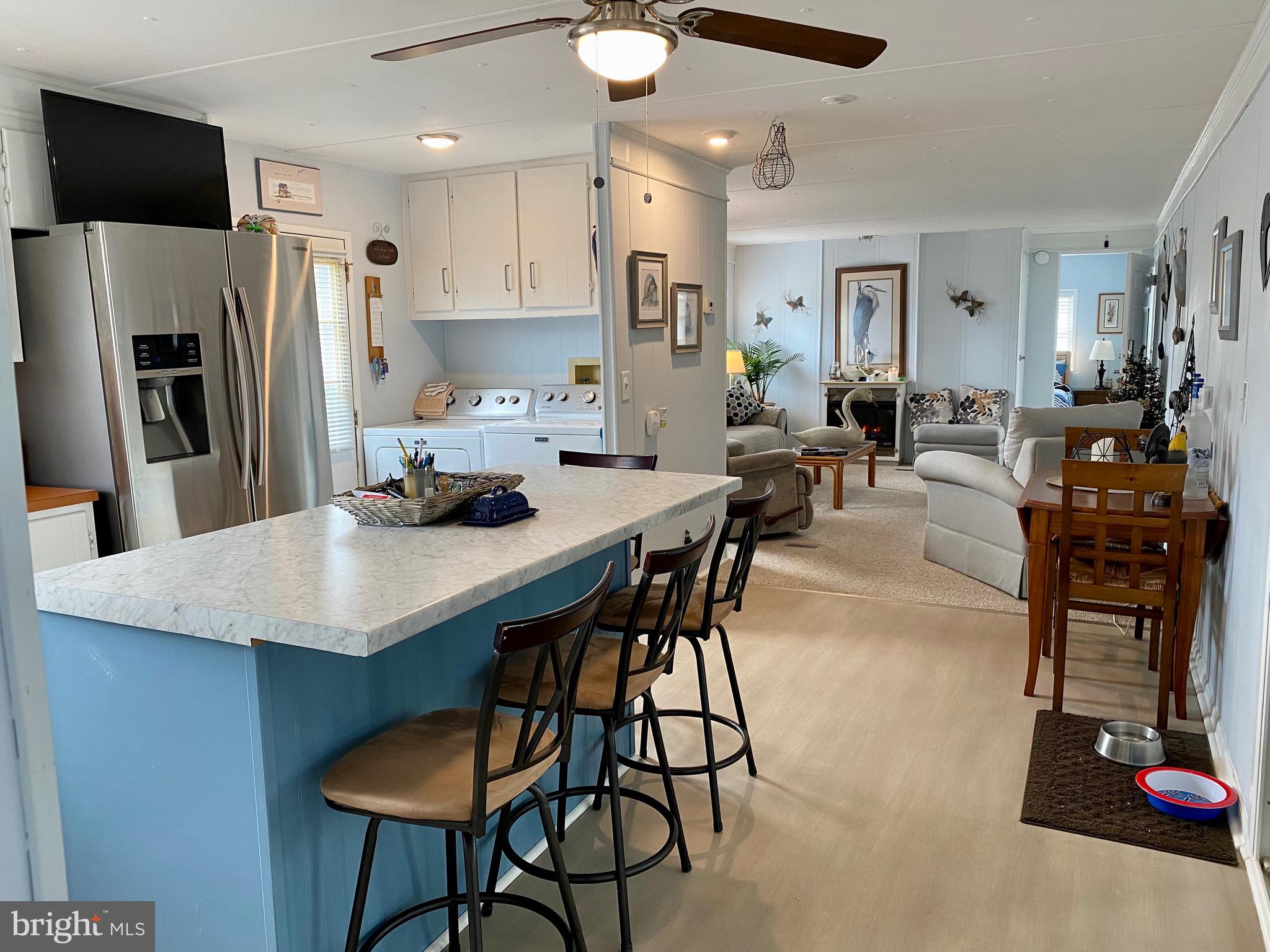 21787 D ST 13592
