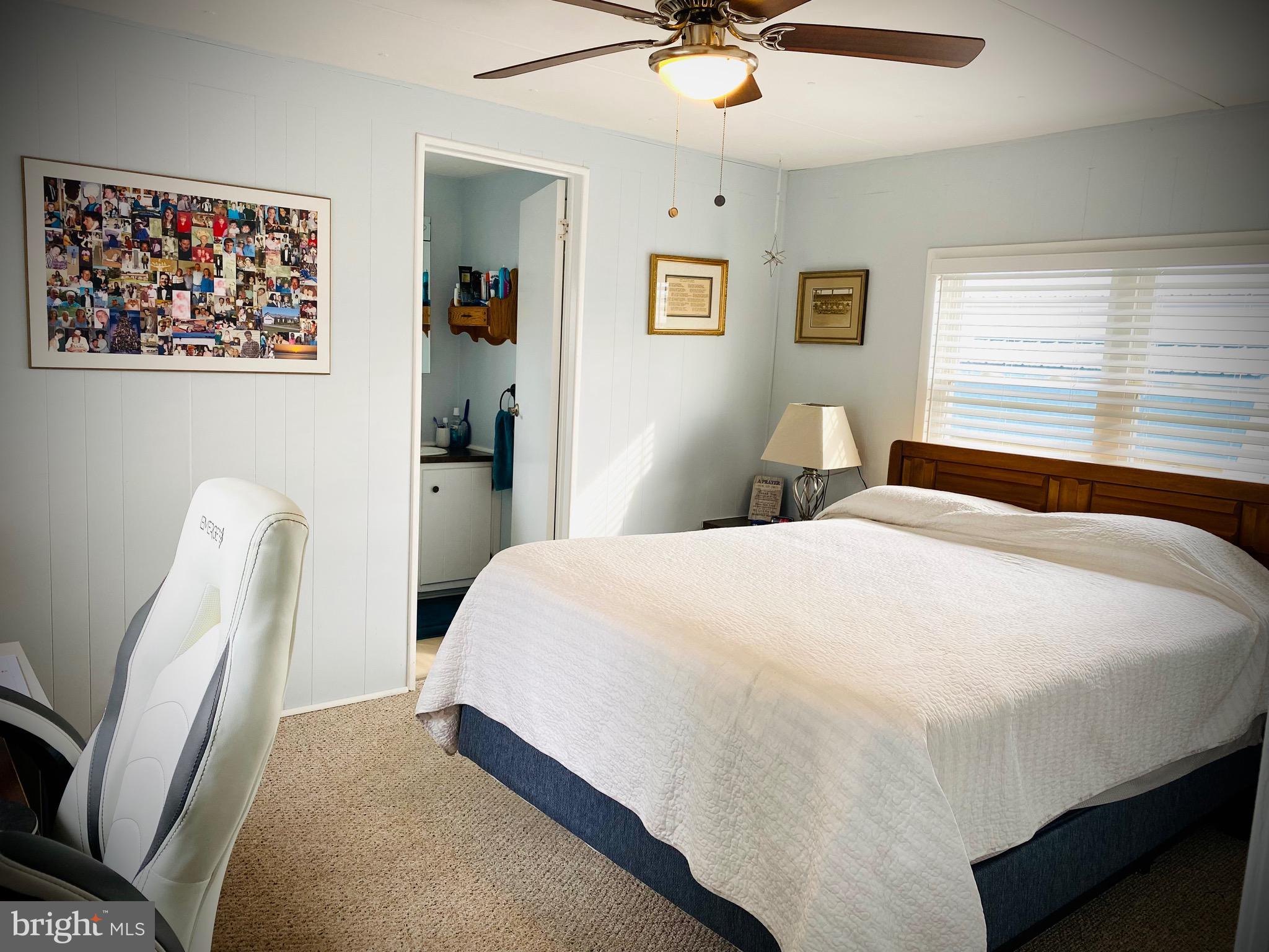 21787 D ST 13592