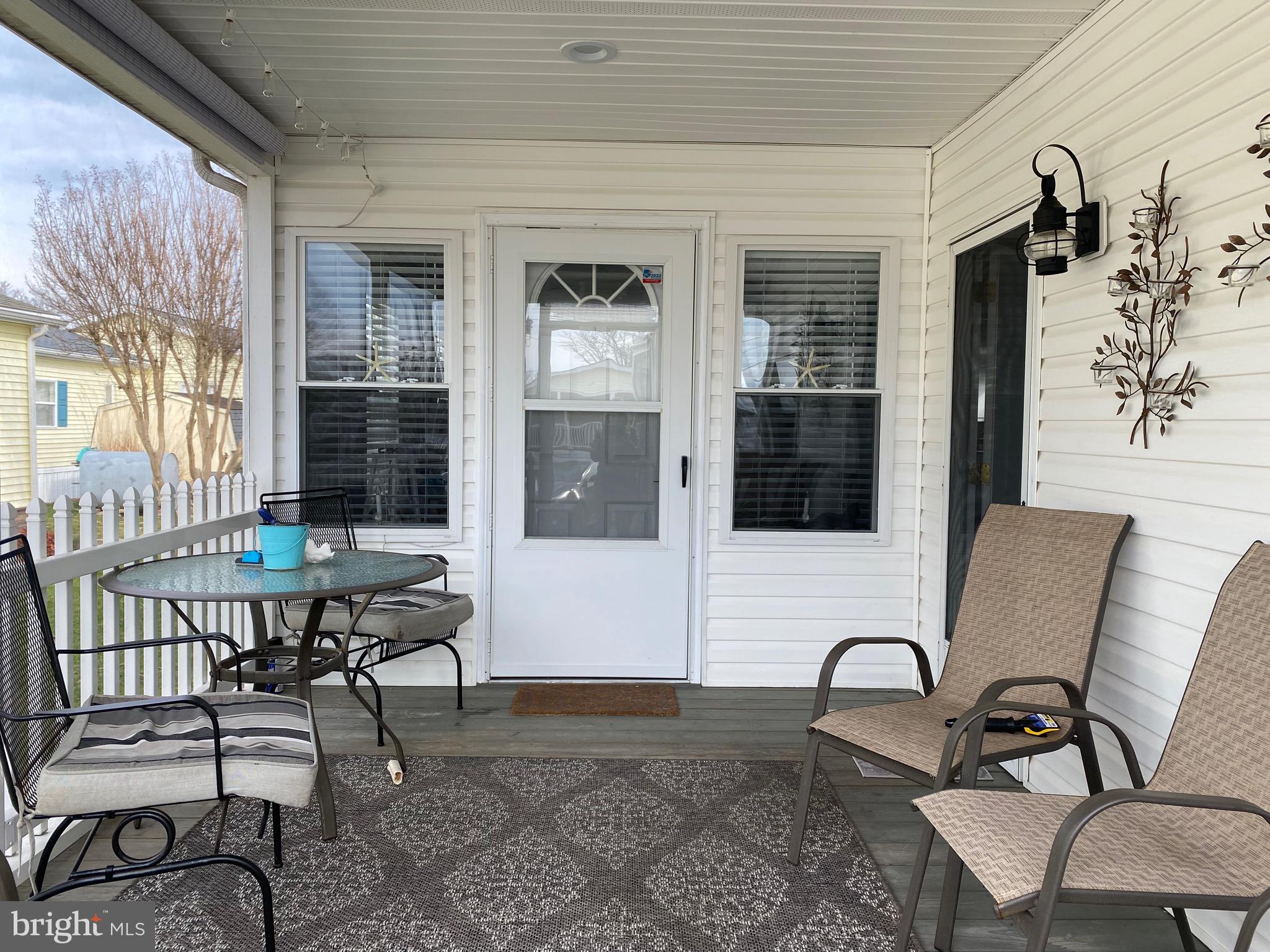 21787 D ST 13592