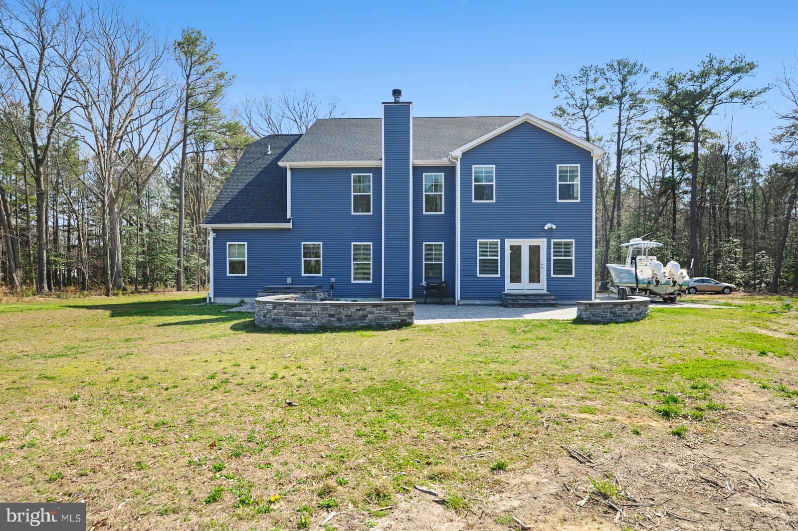 24180 WALRAVEN DR