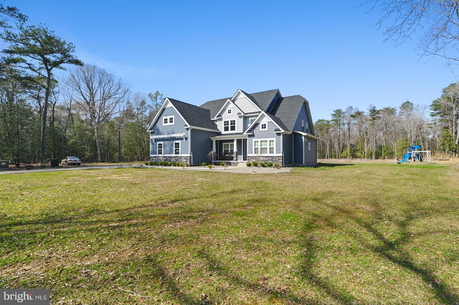 24180 WALRAVEN DR