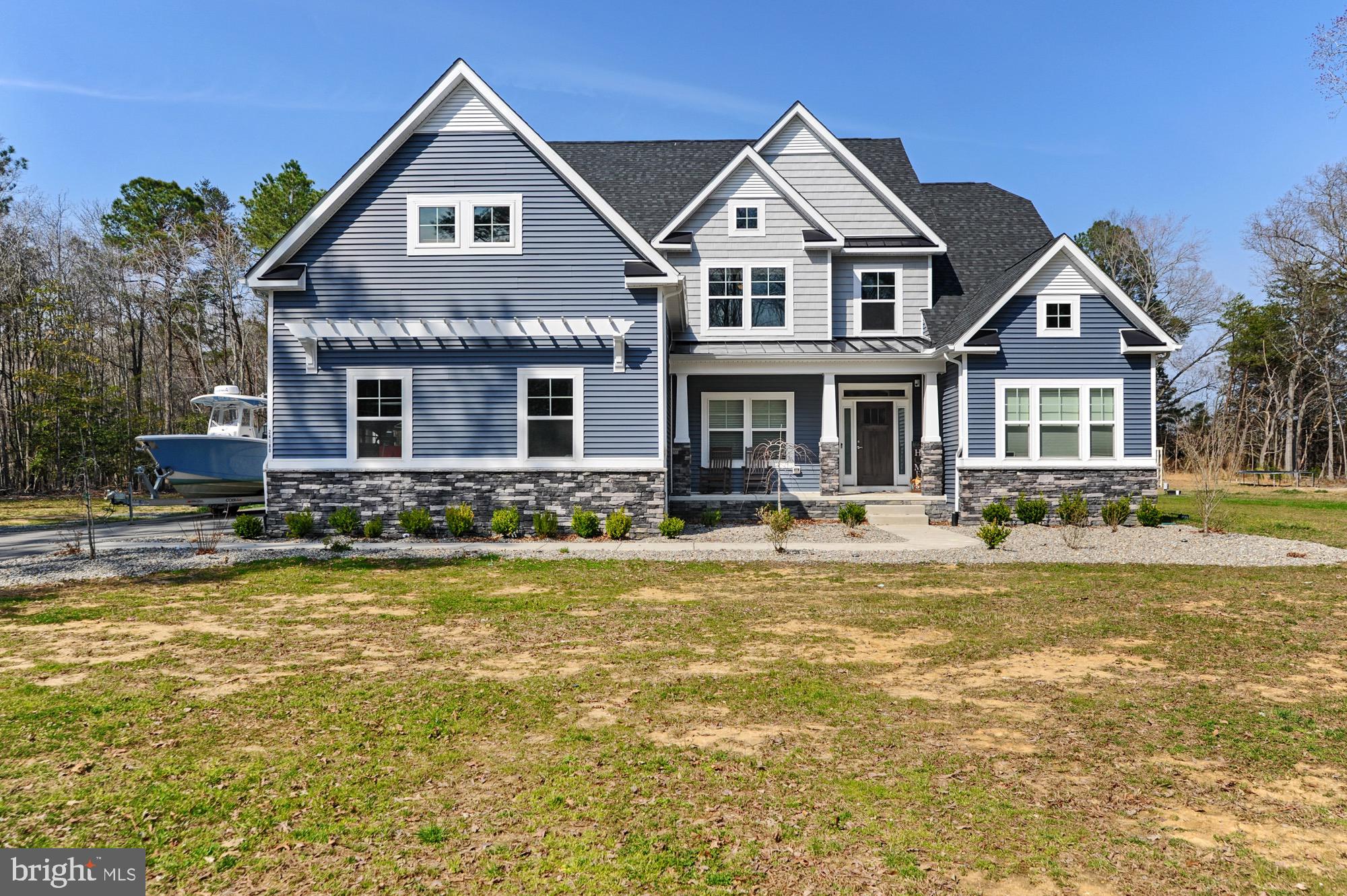 24180 WALRAVEN DR