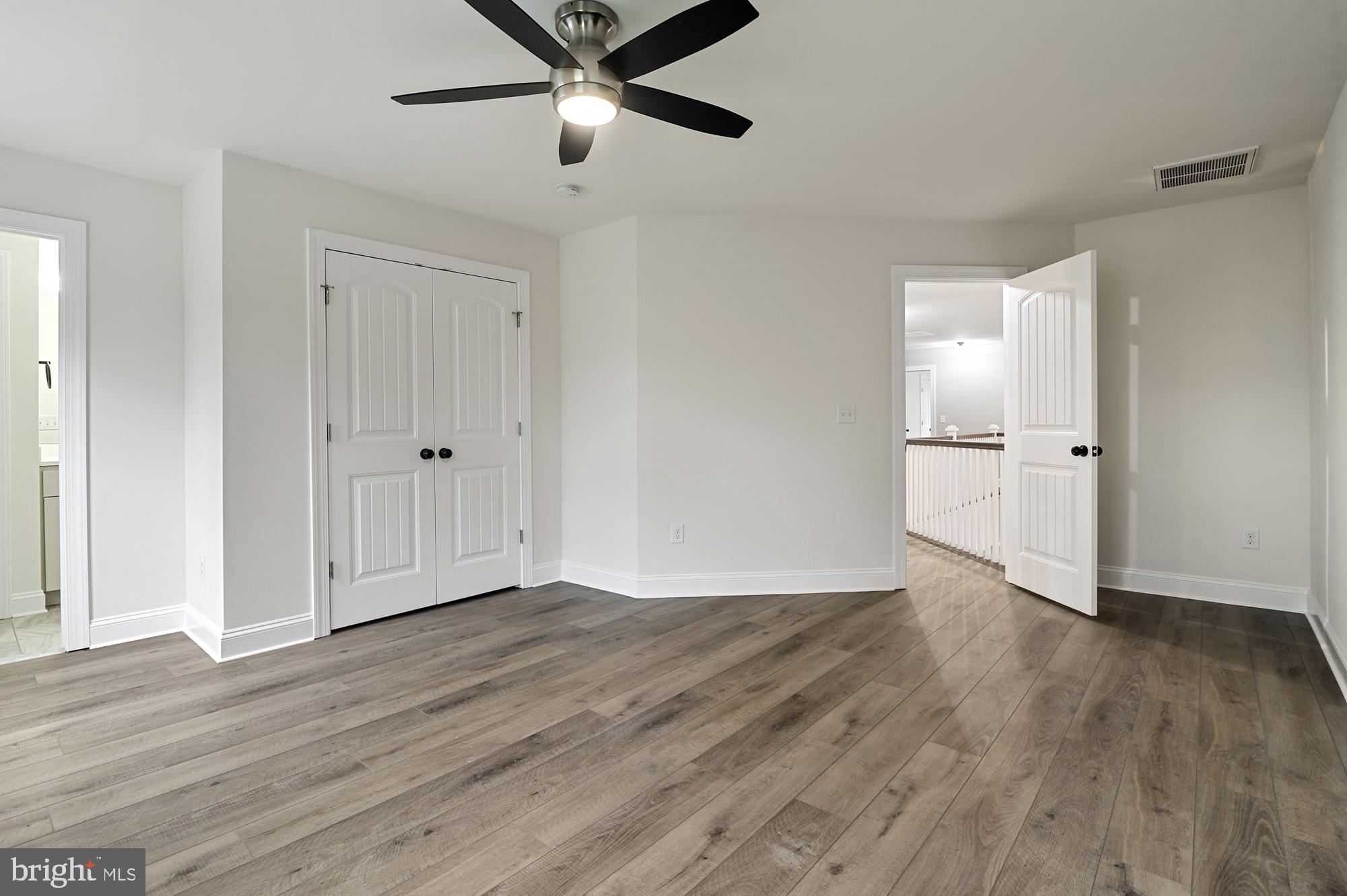 24180 WALRAVEN DR